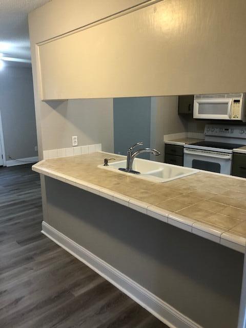 SHANGRA WOODS - Residential