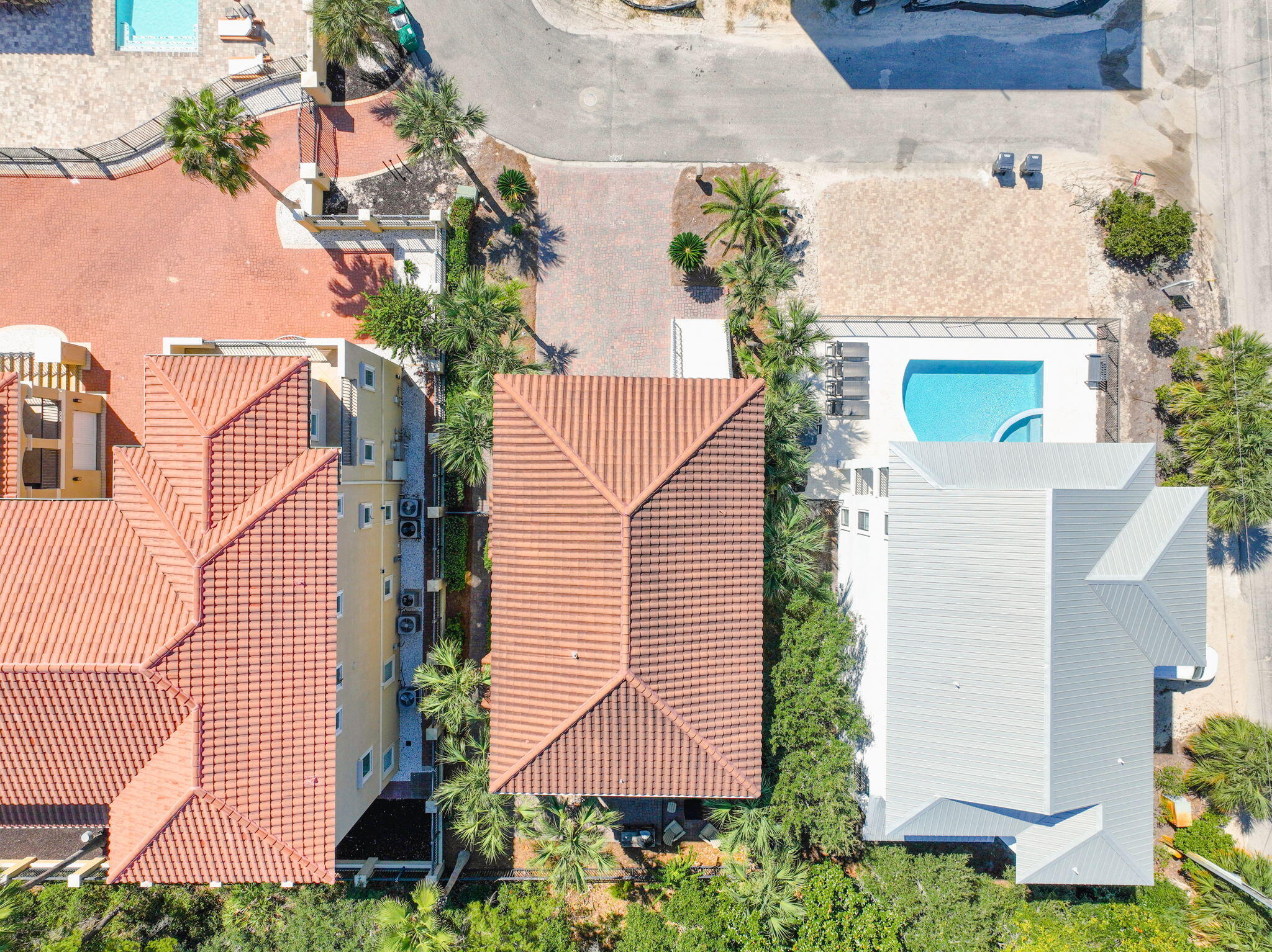 EMERALD DUNES - Residential