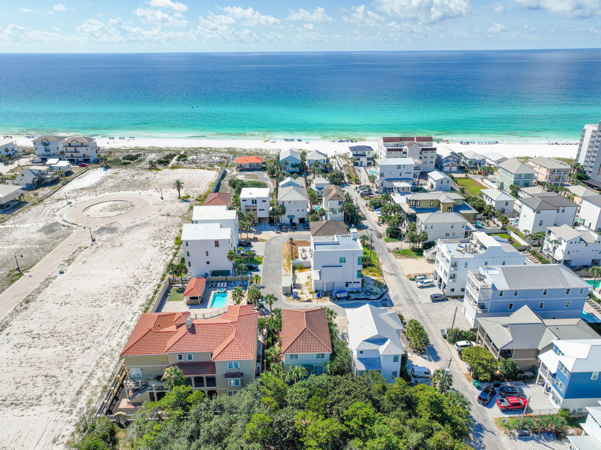 EMERALD DUNES - Residential