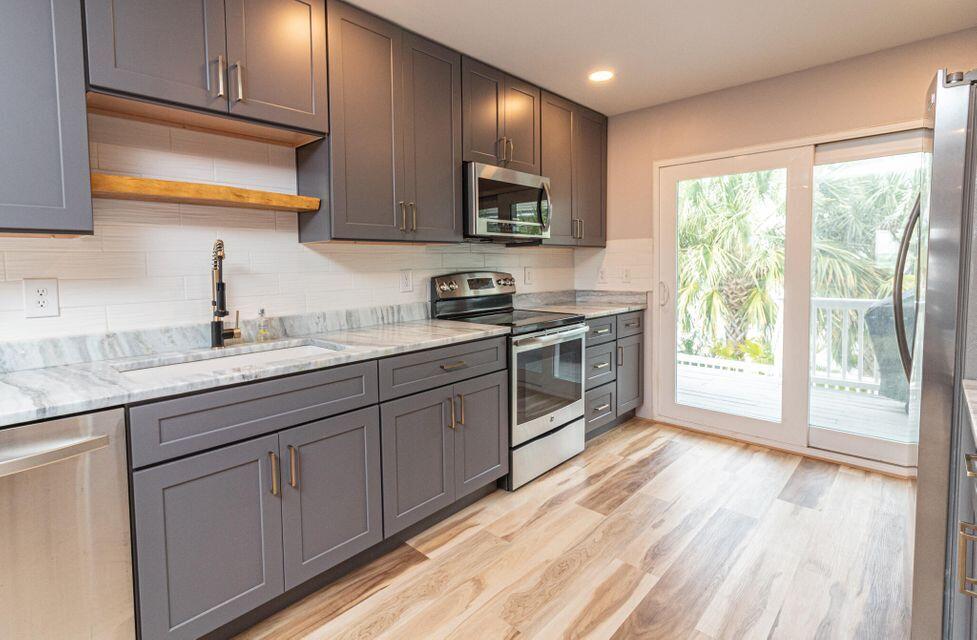 CAJUN BELLE TOWNHOUSES - Residential