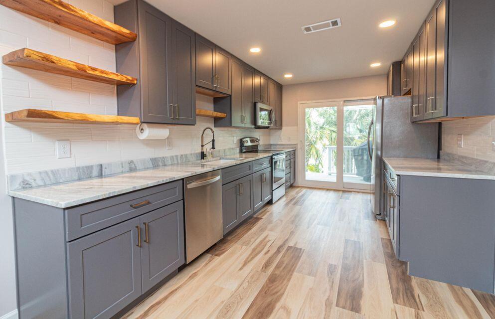 CAJUN BELLE TOWNHOUSES - Residential