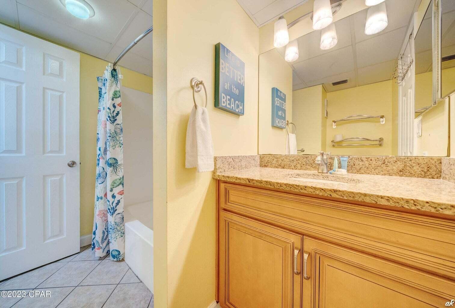 SUNBIRD CONDO - Residential