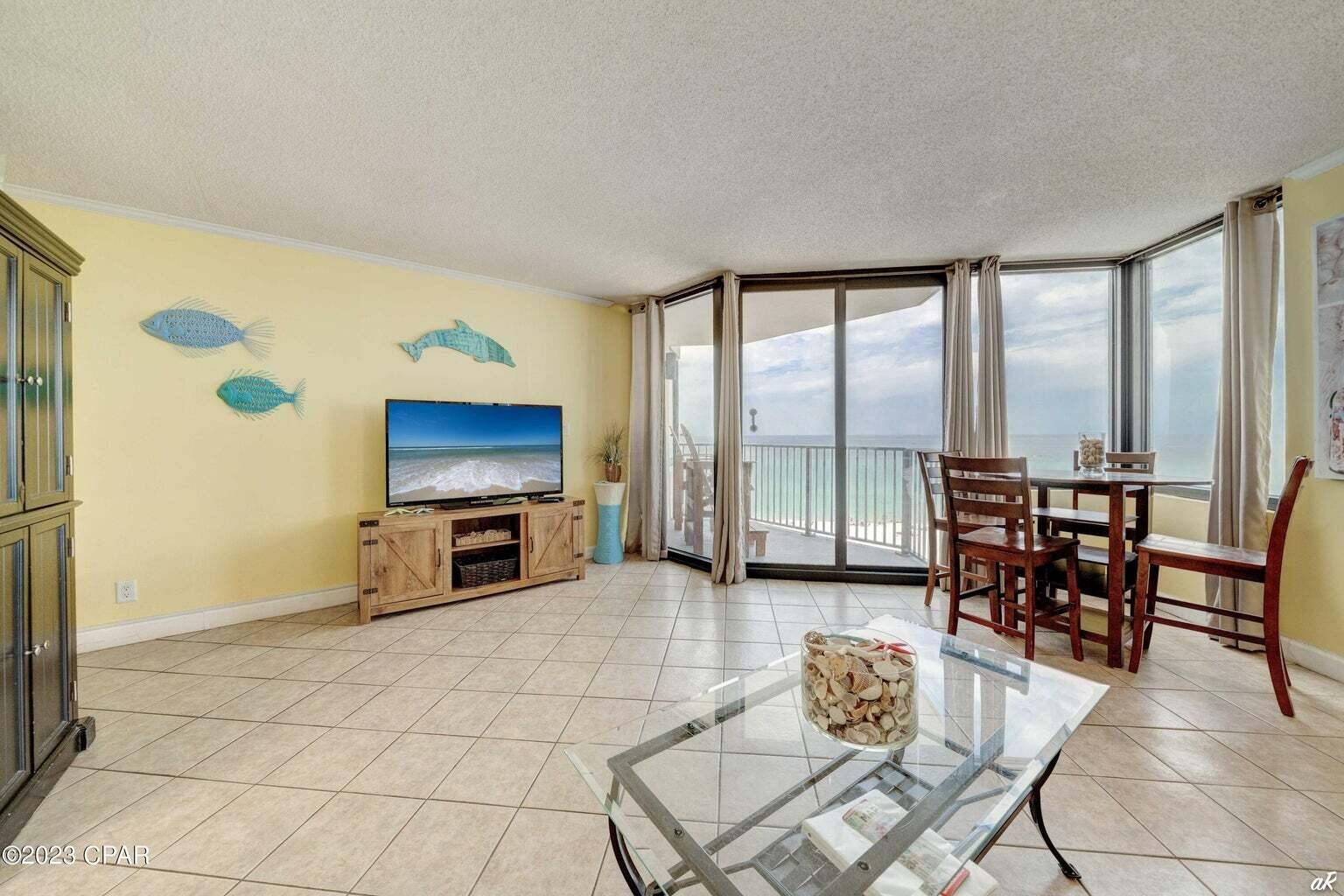 SUNBIRD CONDO - Residential