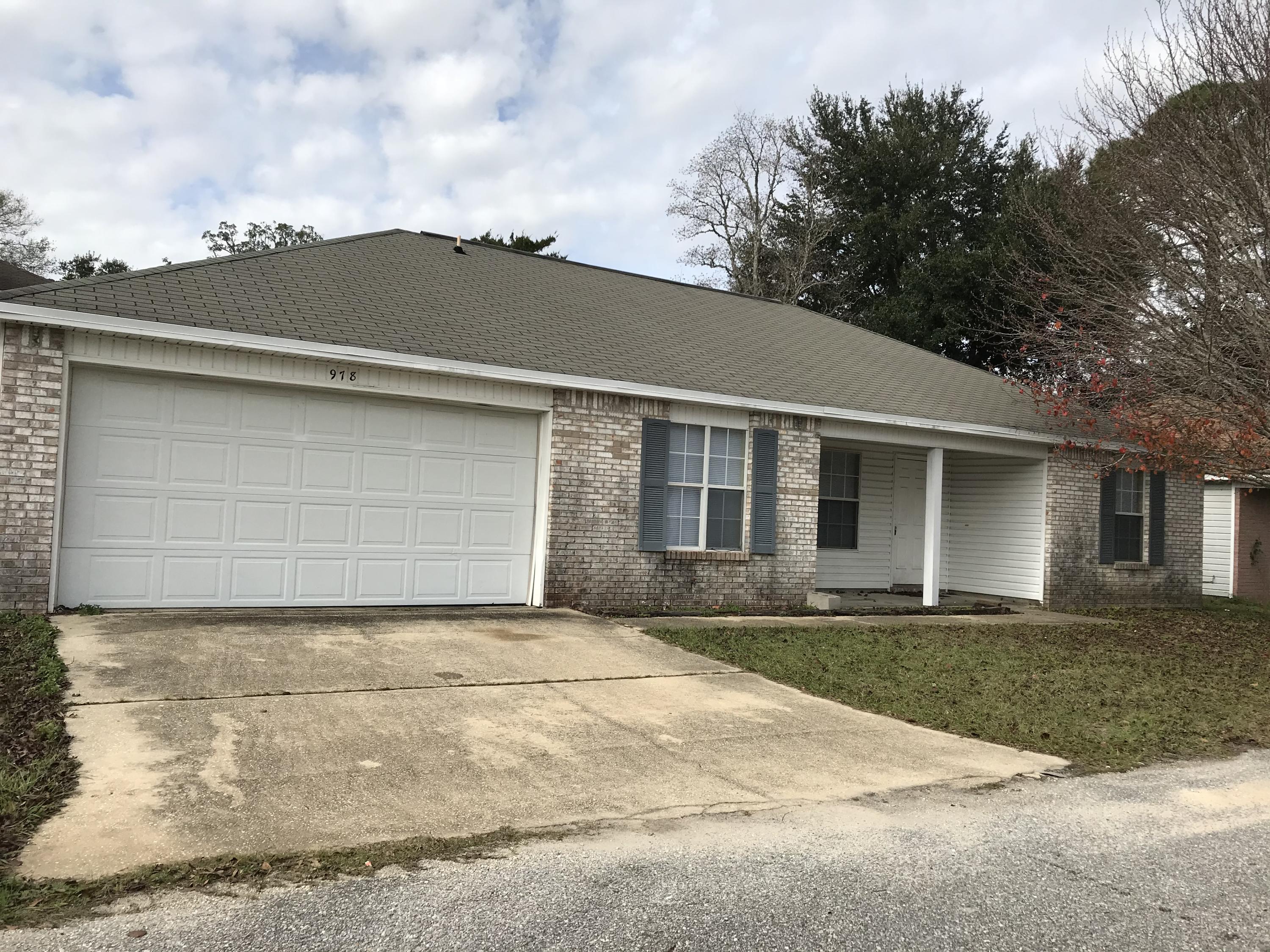 CRIMSON HEIGHTS S/D - Residential Lease