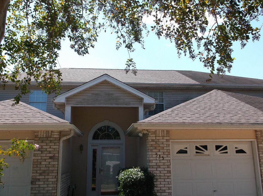 NEW DIMENSIONAL SHINGLE ROOF INSTALLED SEPT. 2016. COME ENJOY THIS TOWNHOME AS YOUR PRIMARY HOME OR AS A RENTAL PROPERTY. CURRENTLY TENANT OCCUPIED. EACH BEDROOM HAS ITS OWN FULL BATHROOM. TILE FLOORS IN FOYER, KITCHEN, LAUNDRY ROOM AND ALL BATHROOMS. SELLER SAYS AC WAS REPLACED ABOUT 2 YEARS AGO.