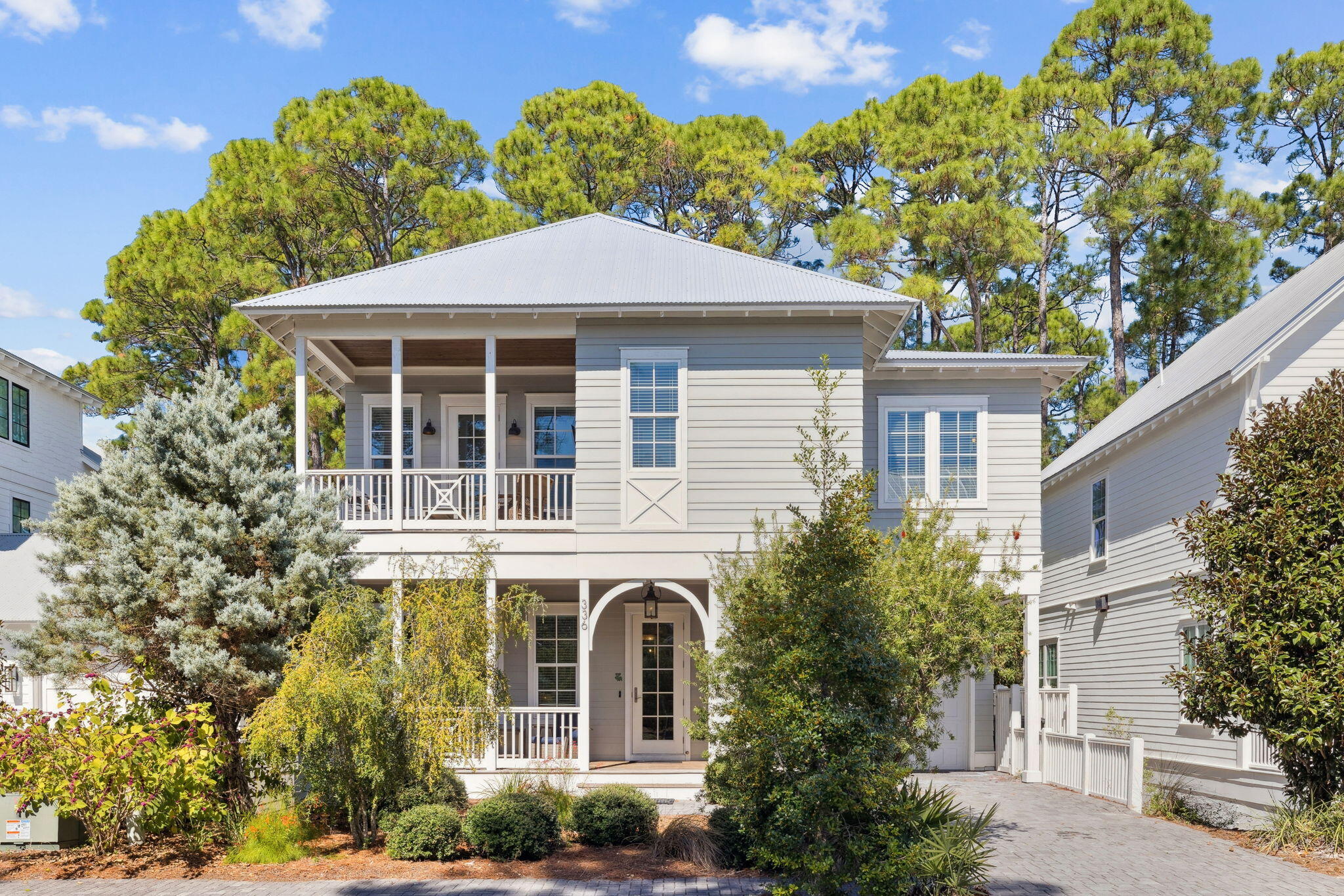 LAKESIDE AT BLUE MOUNTAIN BEACH - Residential