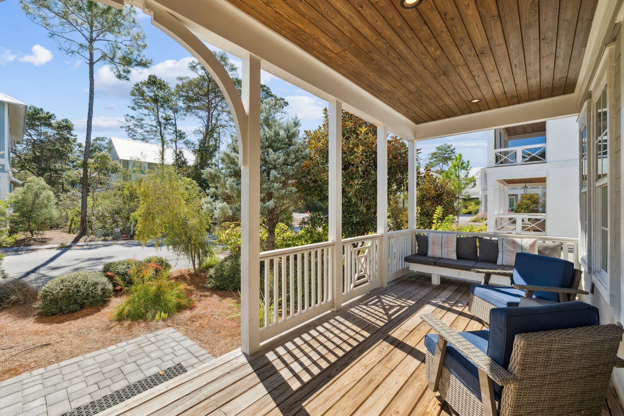 LAKESIDE AT BLUE MOUNTAIN BEACH - Residential