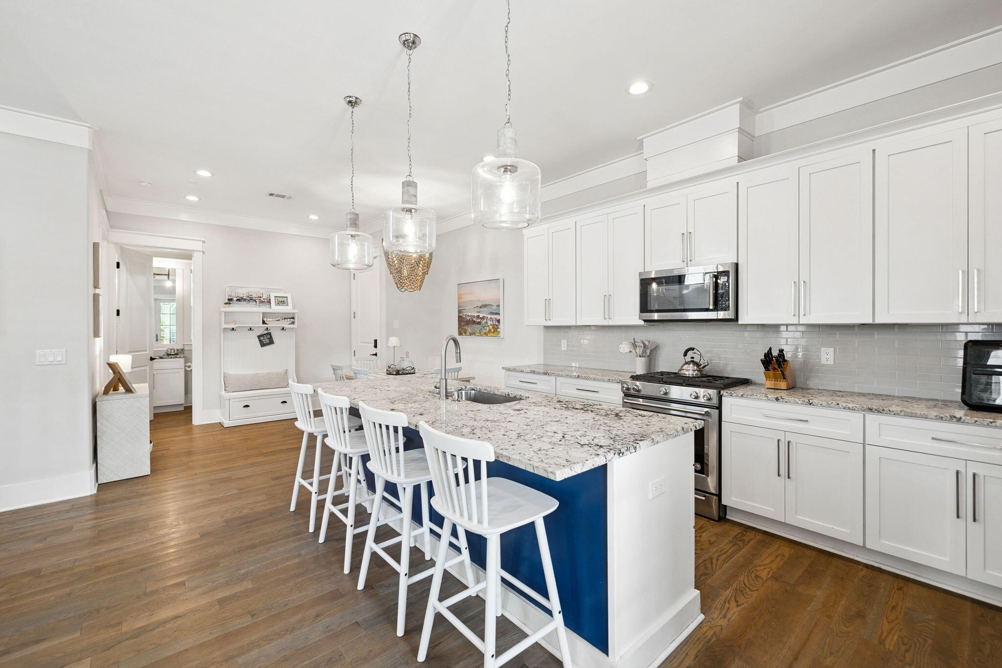 LAKESIDE AT BLUE MOUNTAIN BEACH - Residential