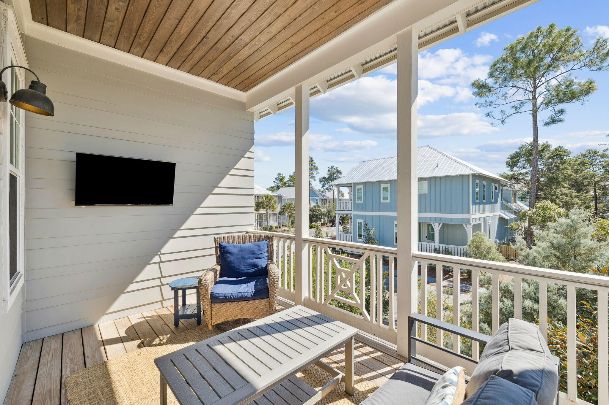 LAKESIDE AT BLUE MOUNTAIN BEACH - Residential