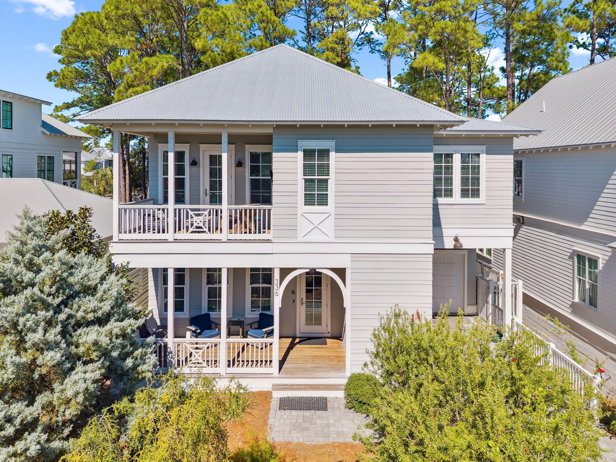 LAKESIDE AT BLUE MOUNTAIN BEACH - Residential