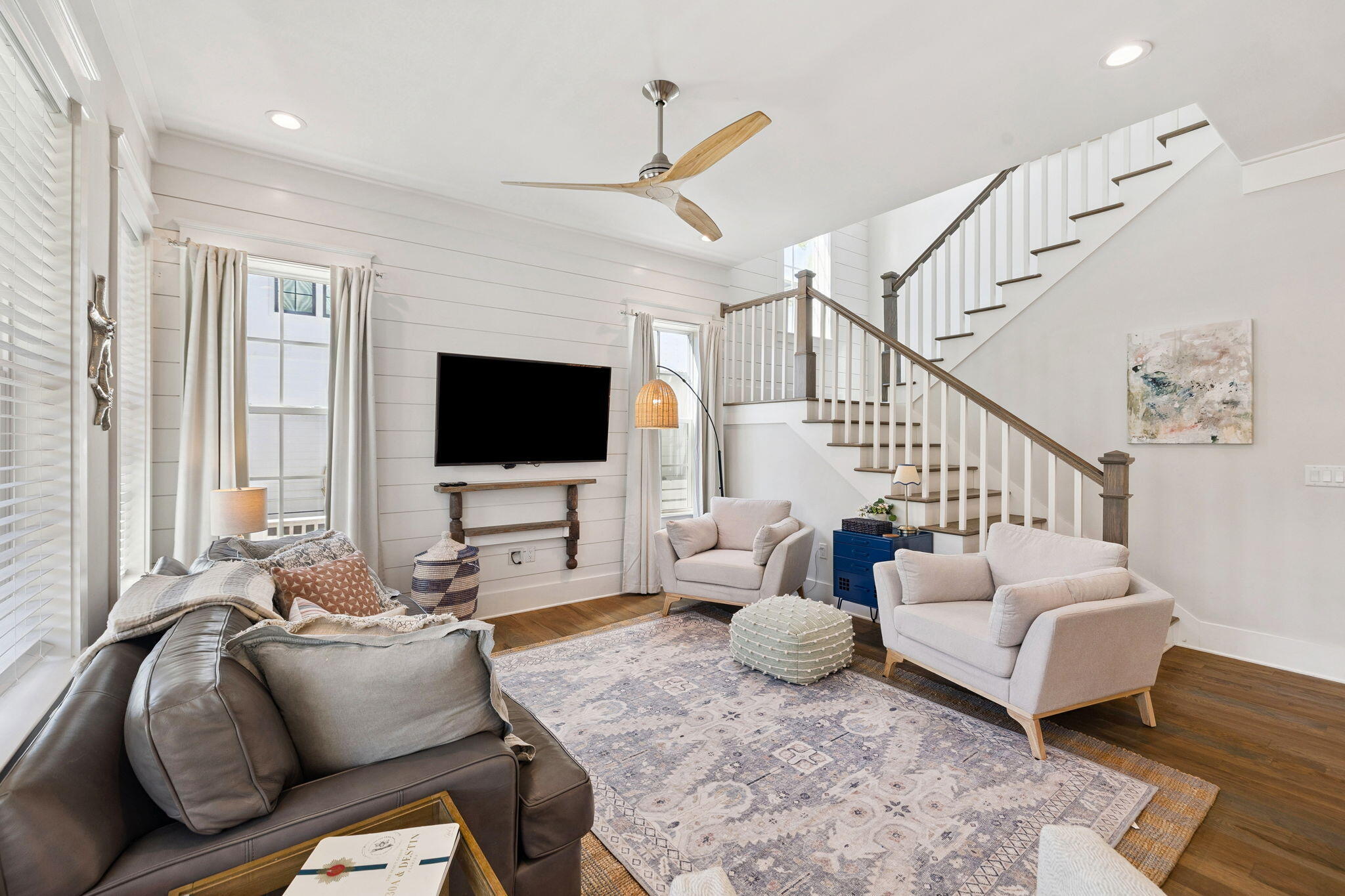 LAKESIDE AT BLUE MOUNTAIN BEACH - Residential