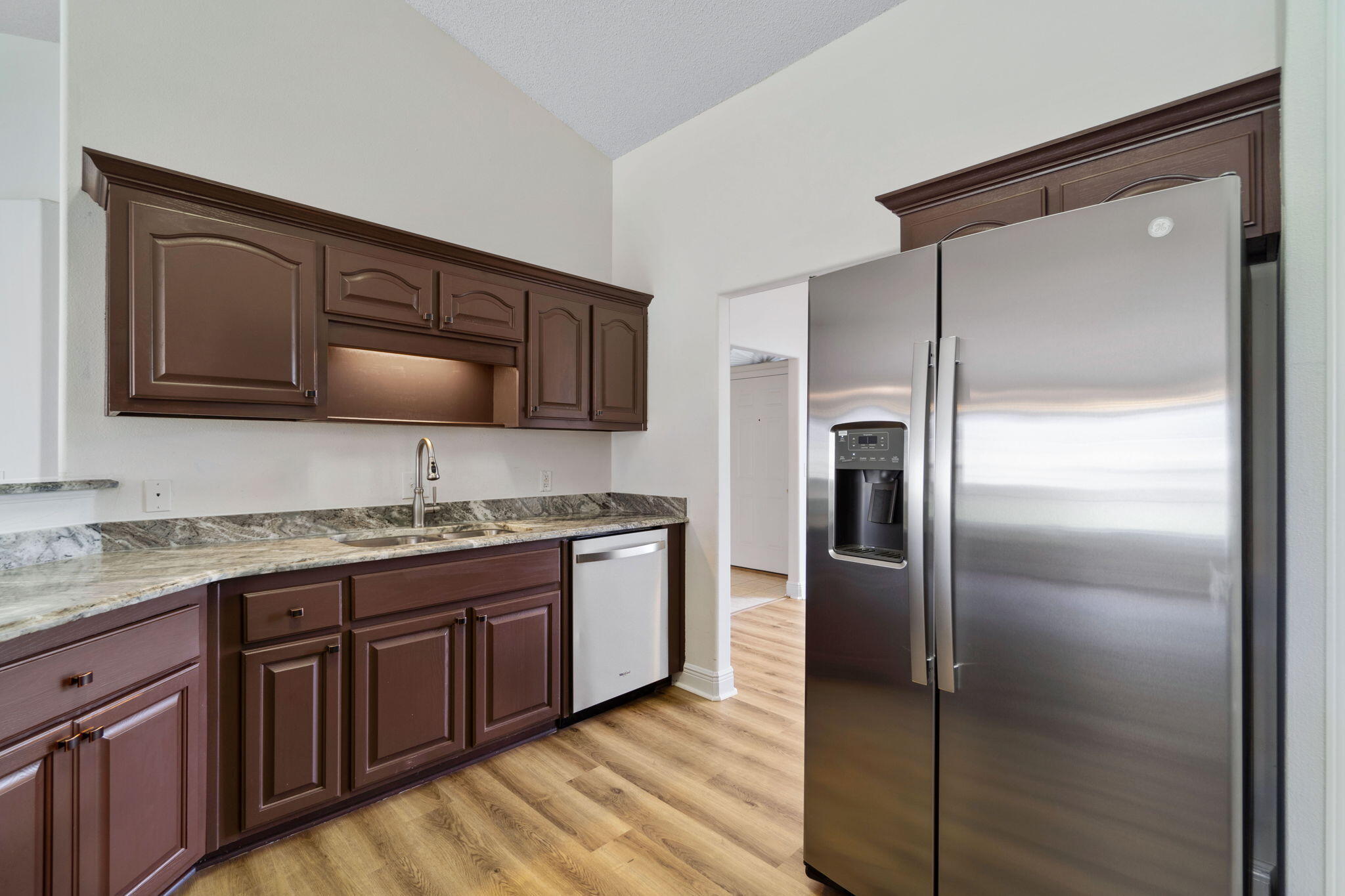 FOX VALLEY - Residential