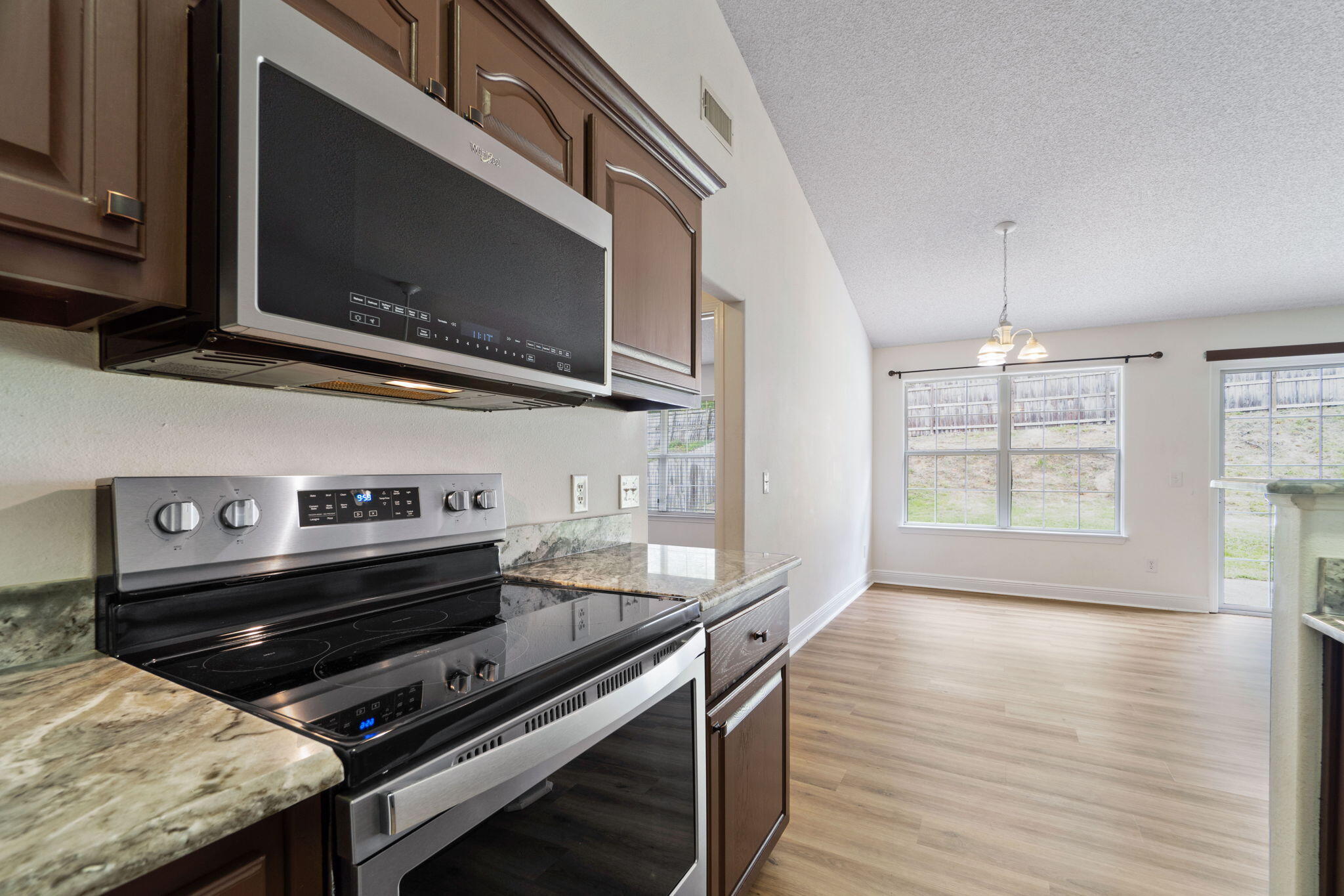 FOX VALLEY - Residential