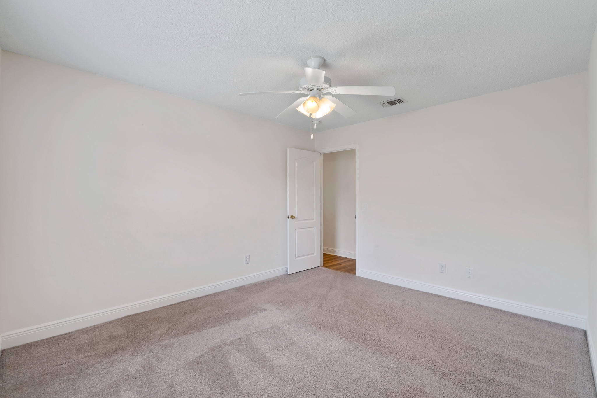 FOX VALLEY - Residential