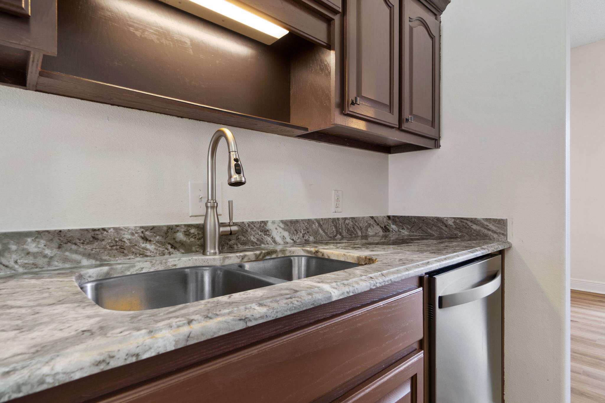 FOX VALLEY - Residential