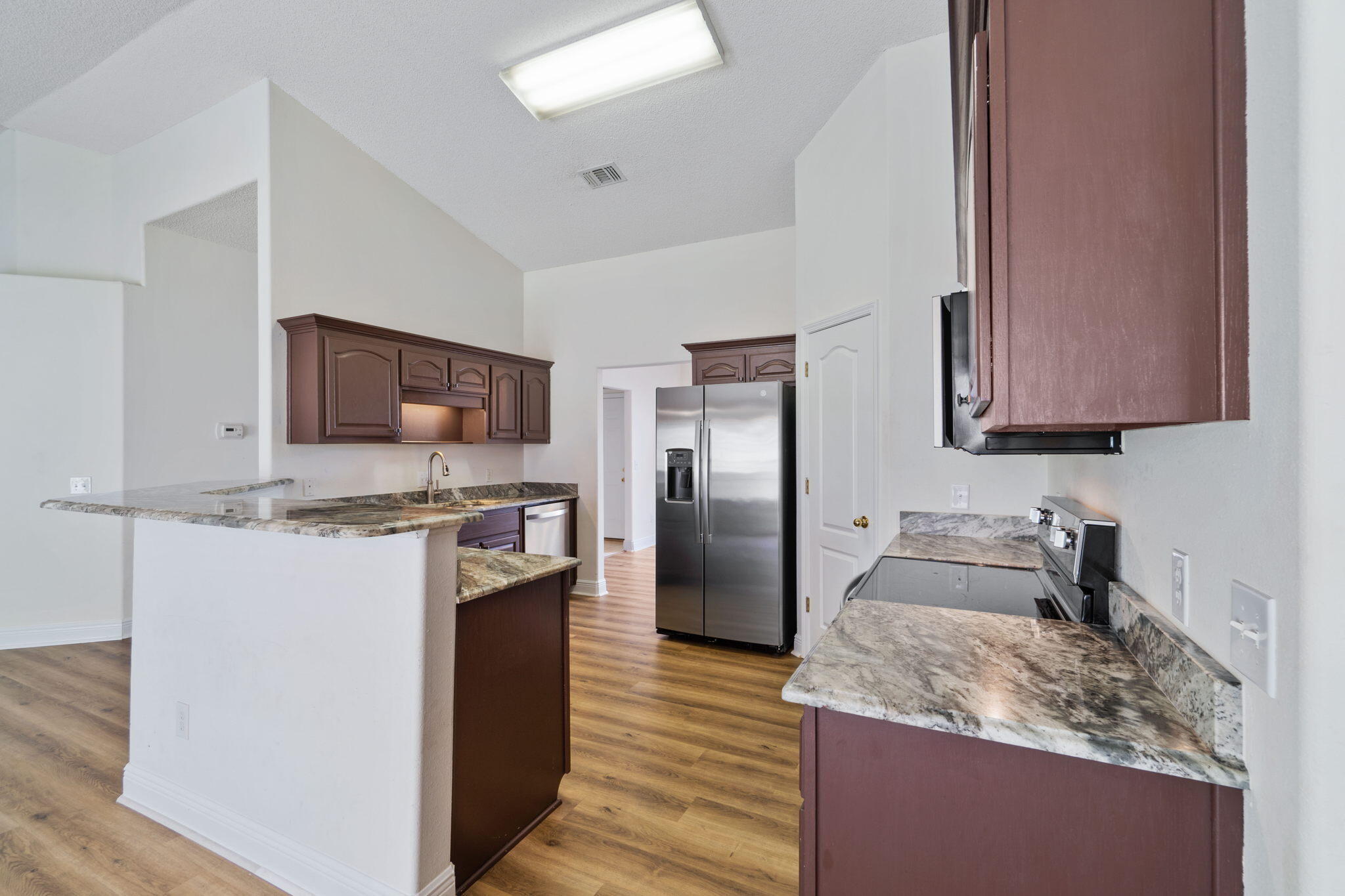 FOX VALLEY - Residential