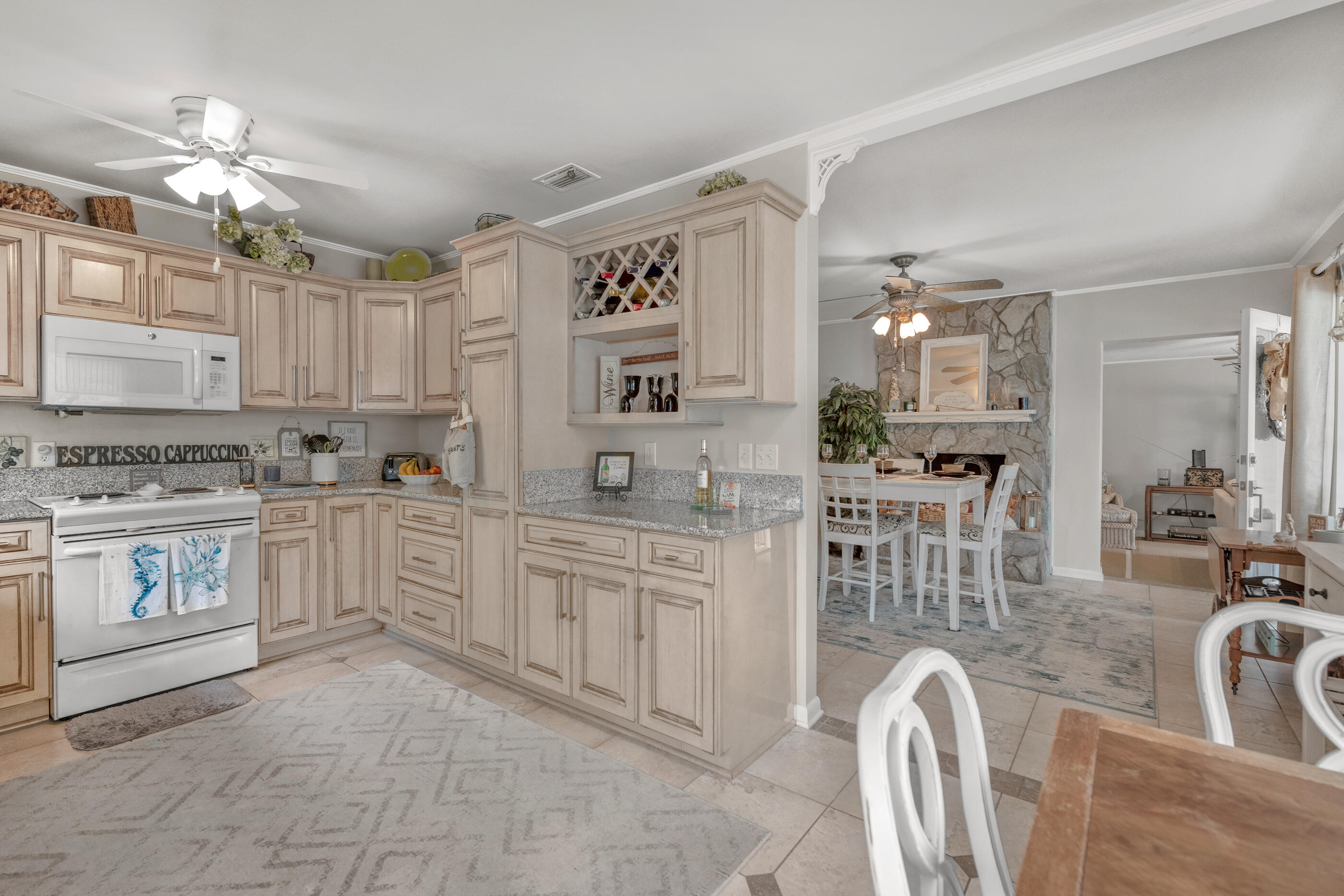 RIVIERA BEACH - Residential