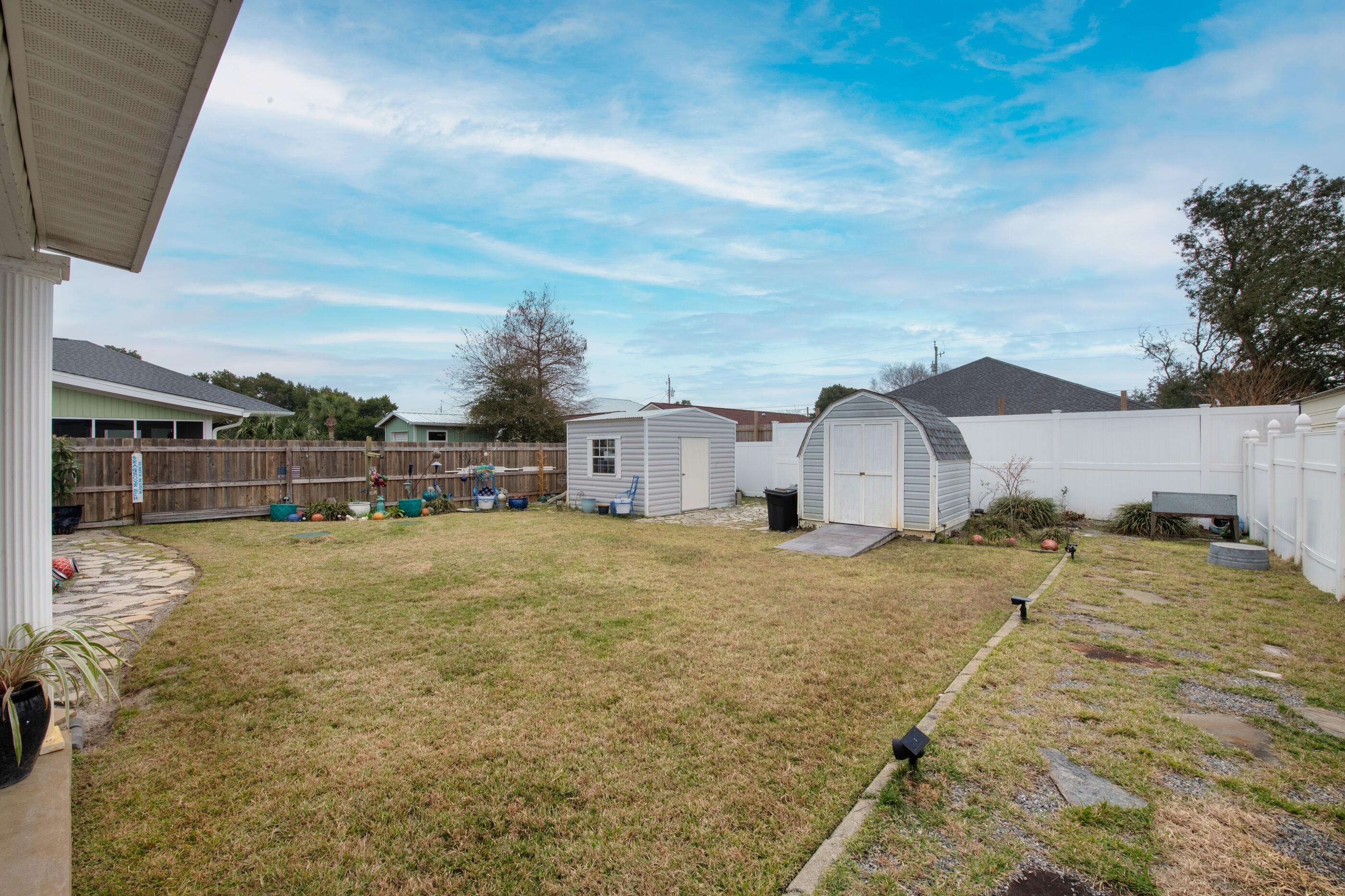 RIVIERA BEACH - Residential