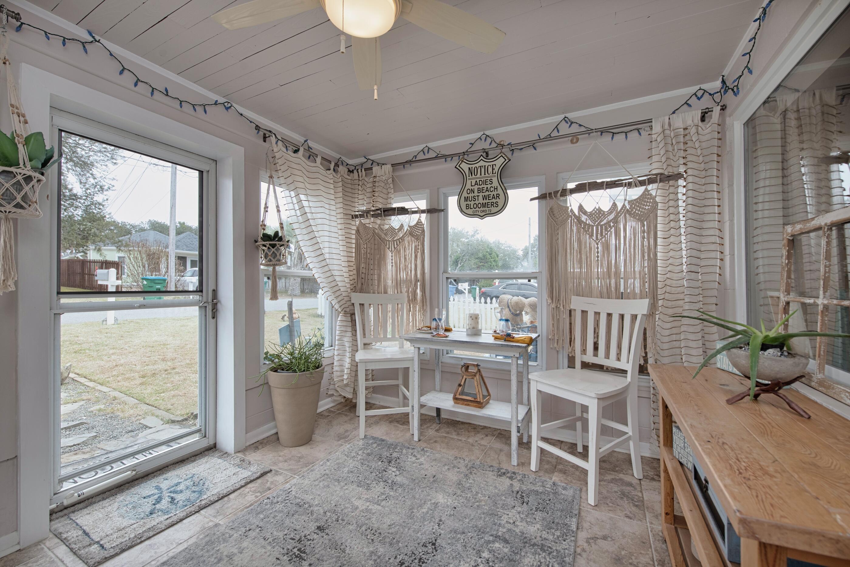 RIVIERA BEACH - Residential