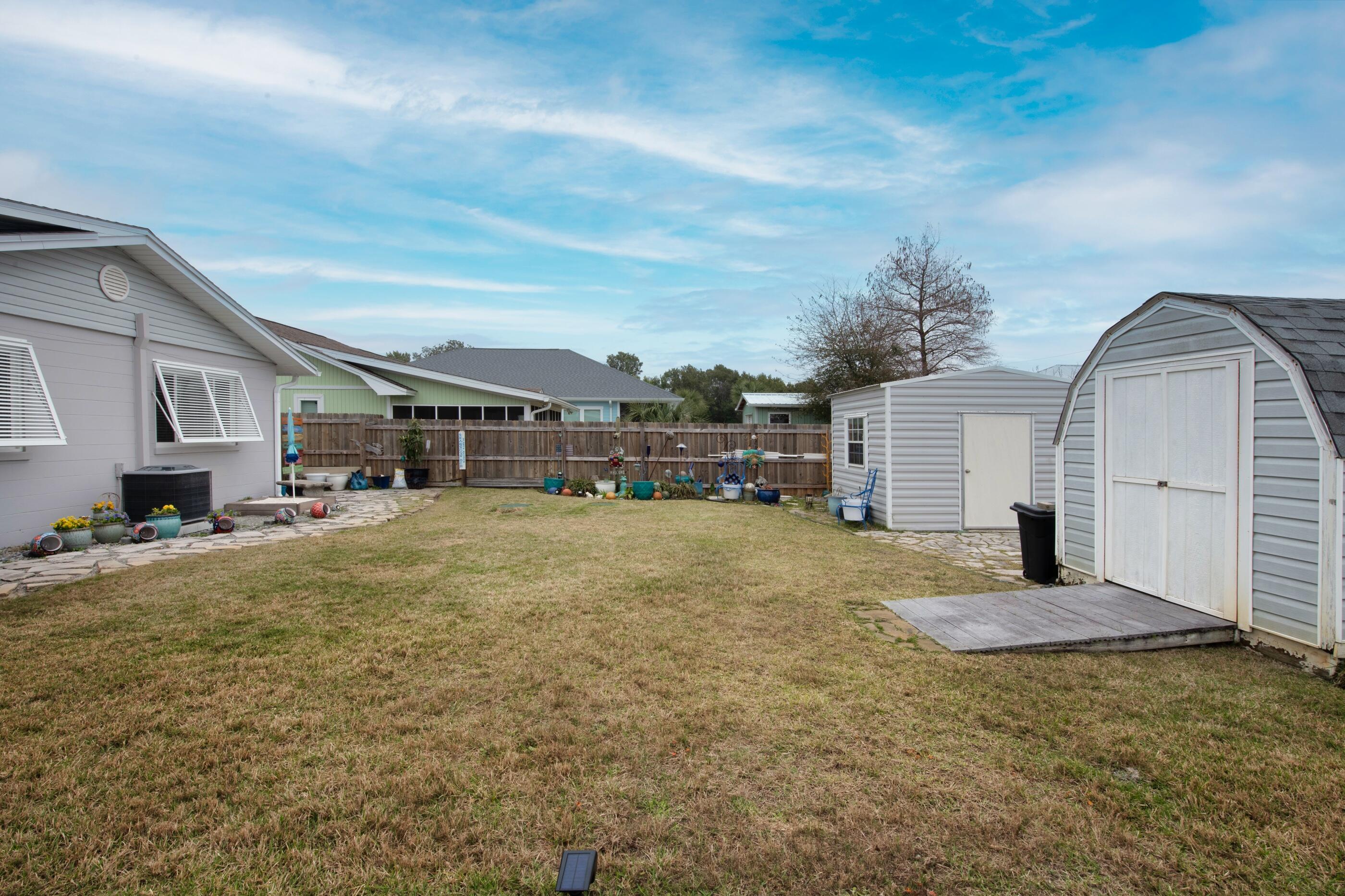 RIVIERA BEACH - Residential