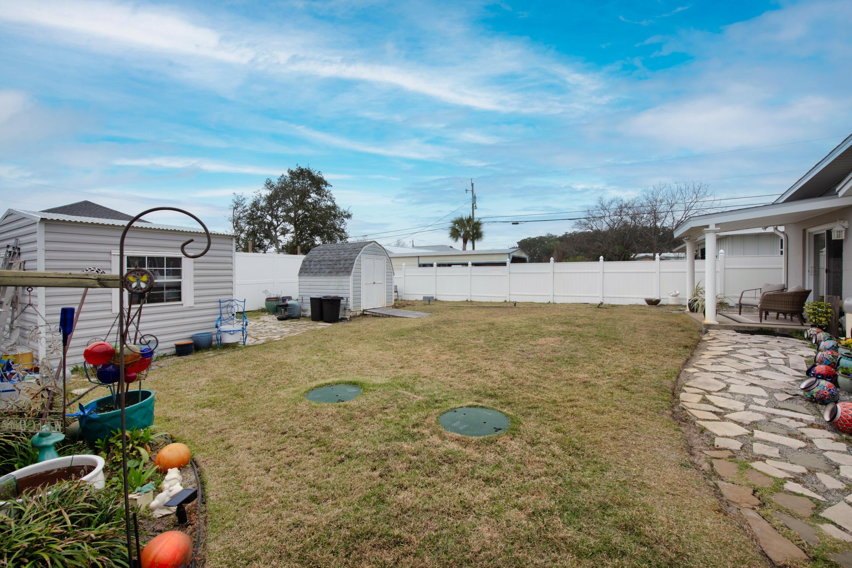 RIVIERA BEACH - Residential