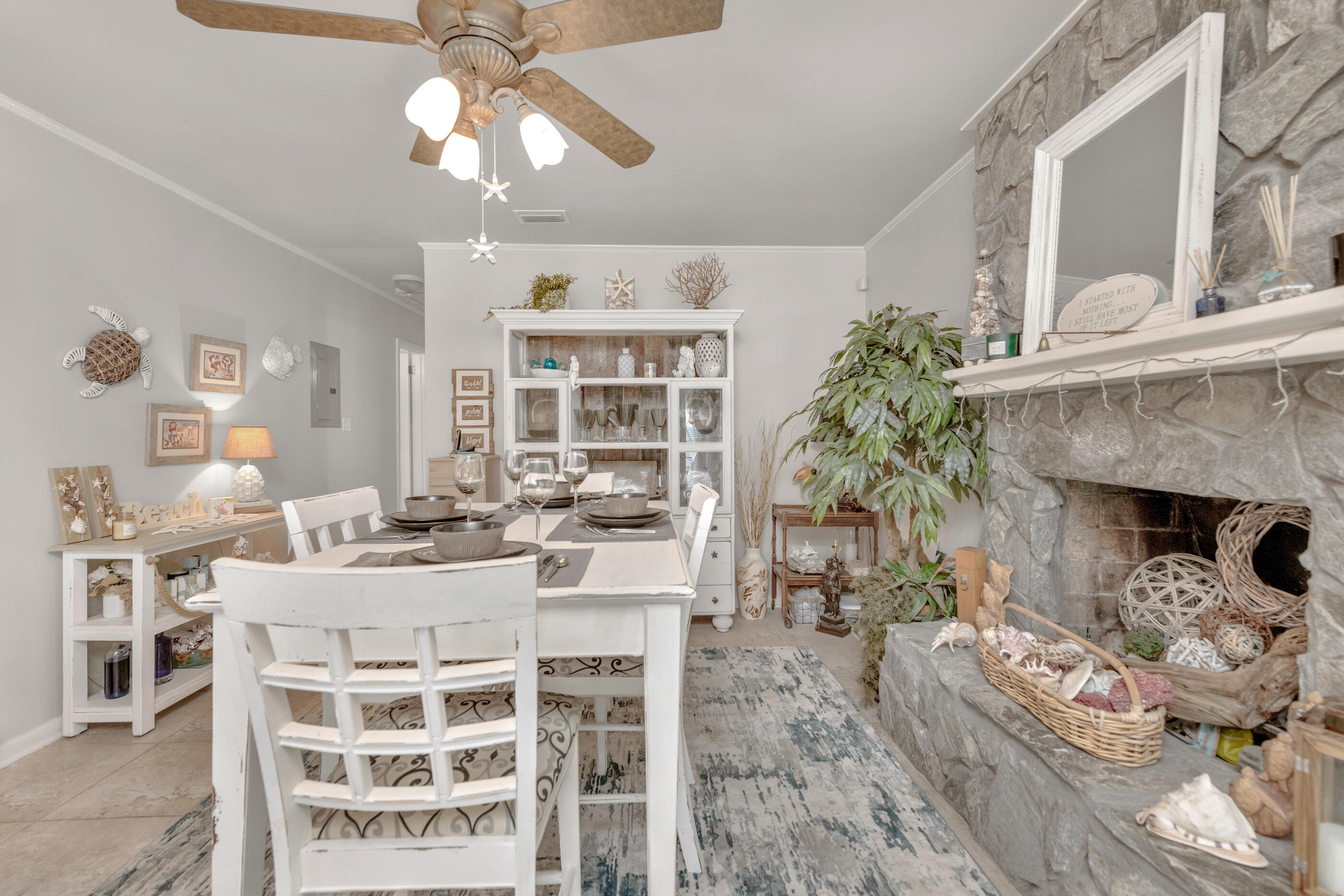 RIVIERA BEACH - Residential