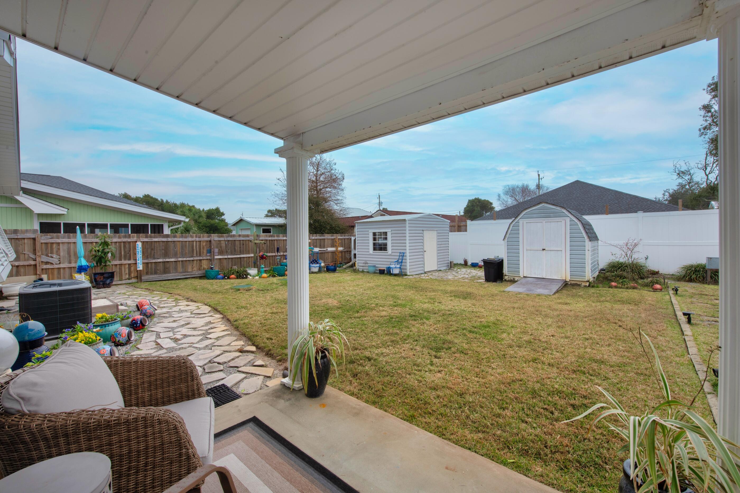 RIVIERA BEACH - Residential