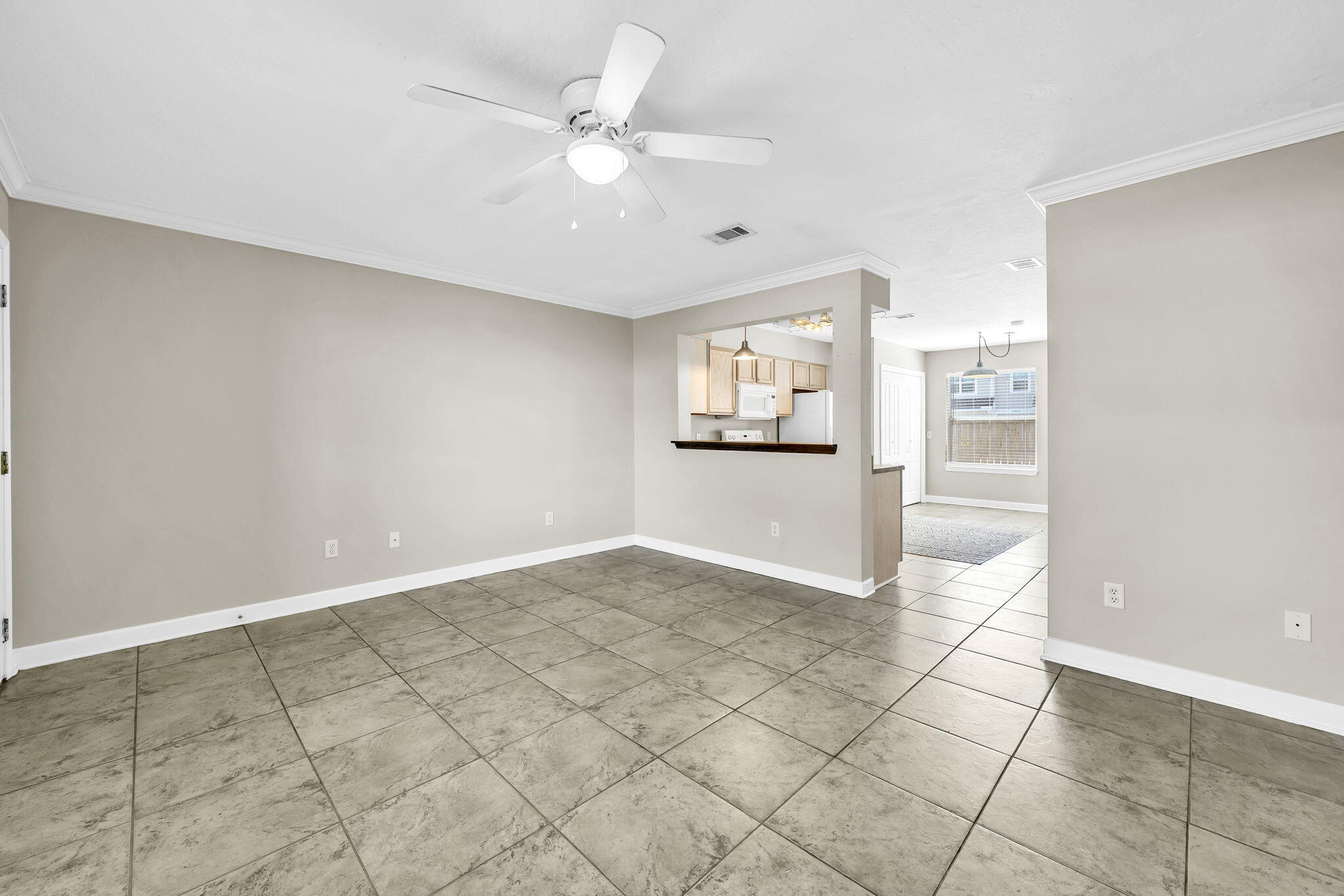 SHAY LIN T/H - Residential Lease