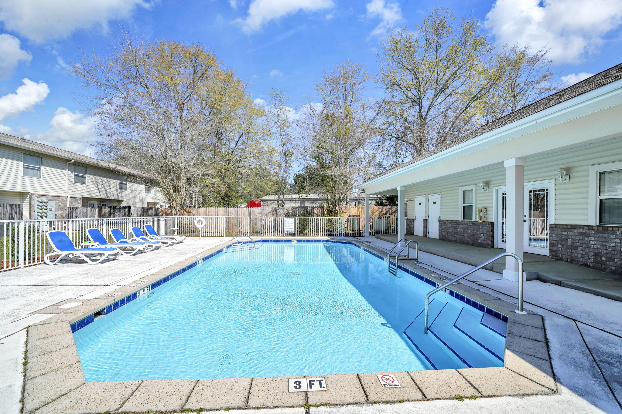 SHAY LIN T/H - Residential Lease