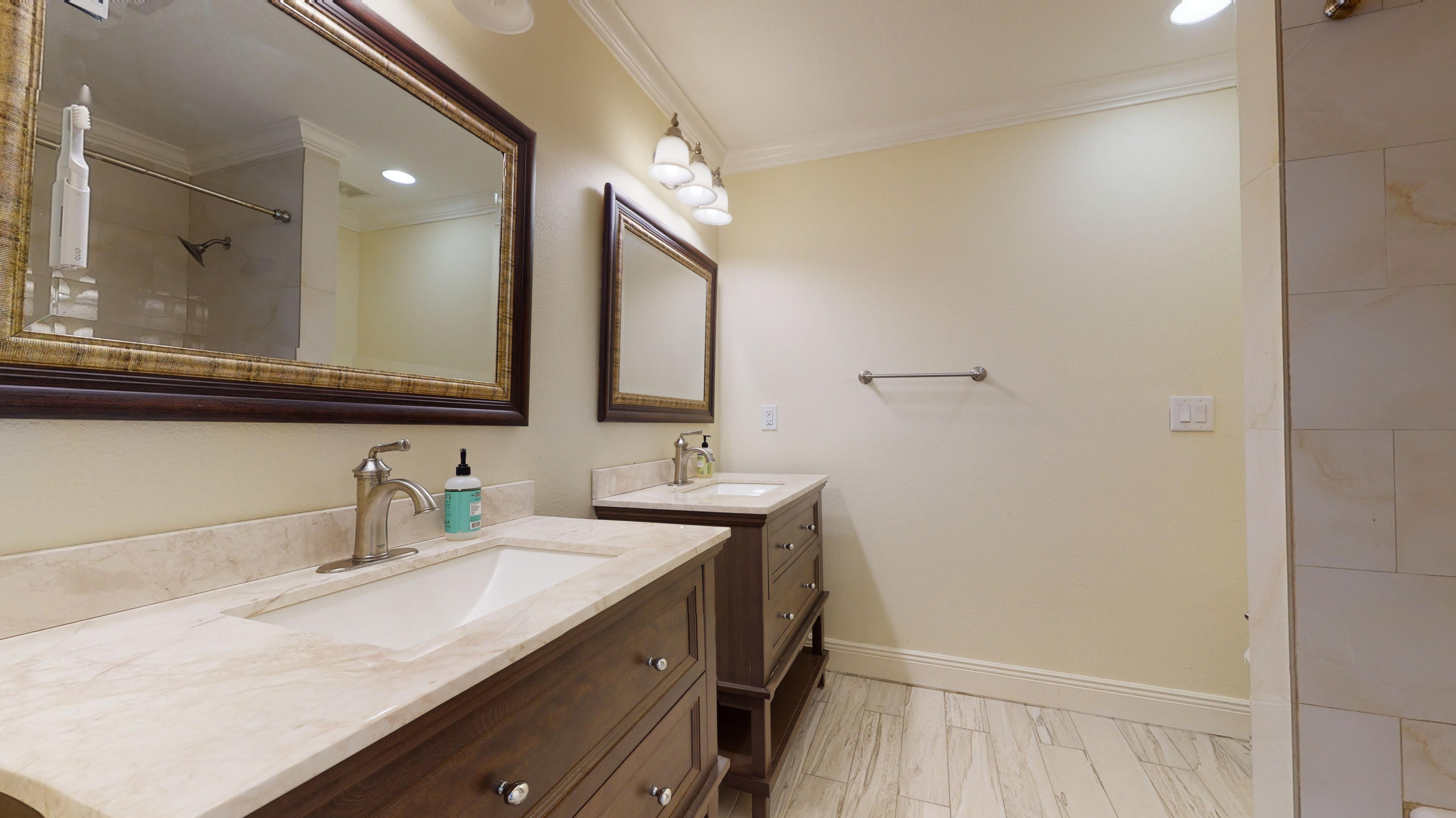 SANDY RIDGE ESTATES - Residential