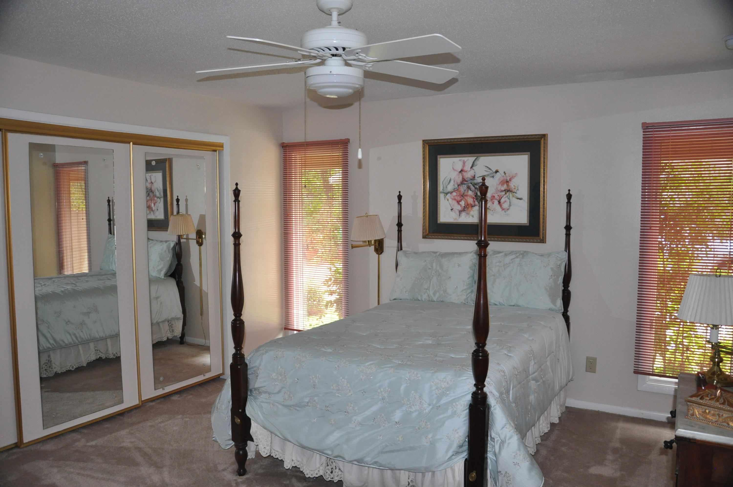 LAKE LORRAINE EST LOT 24 BLK C - Residential