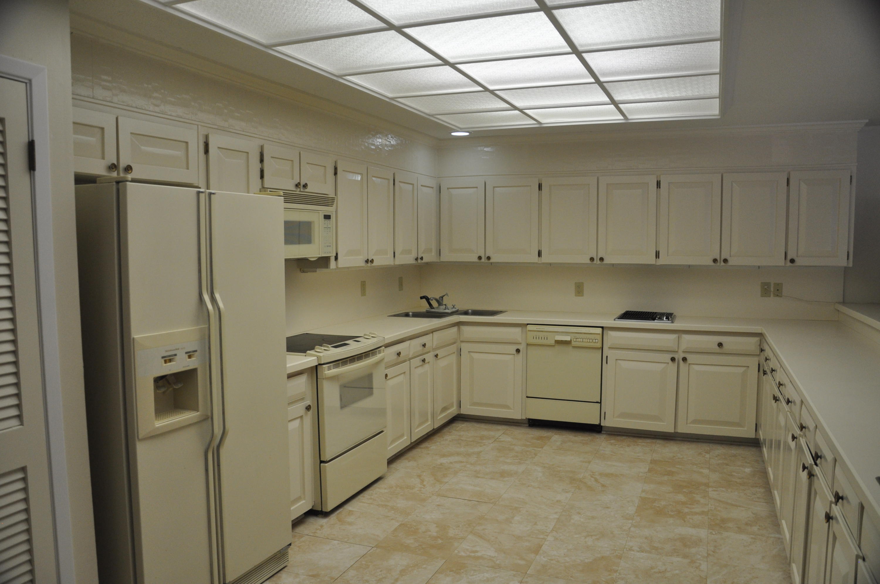 LAKE LORRAINE EST LOT 24 BLK C - Residential