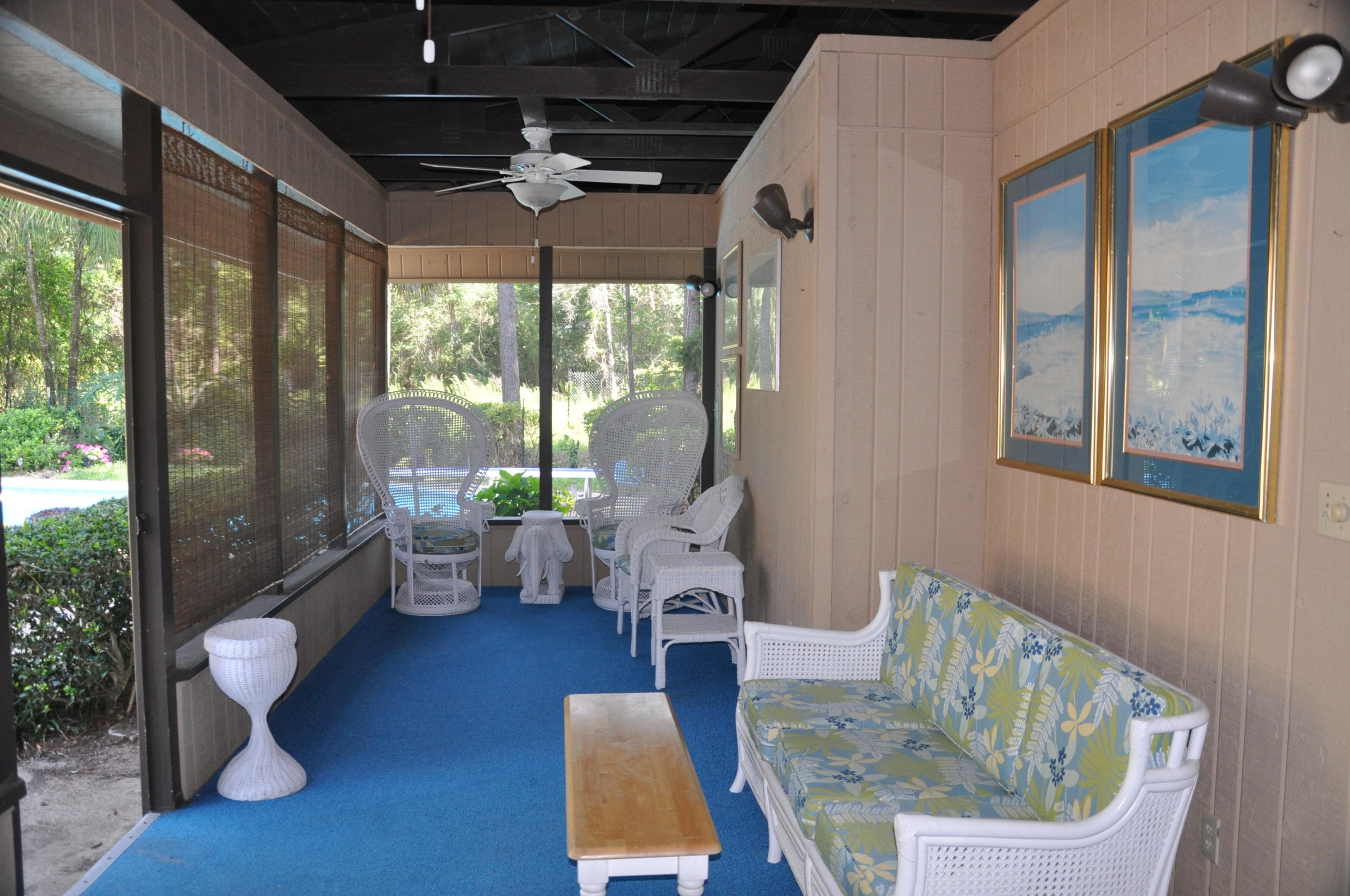 LAKE LORRAINE EST LOT 24 BLK C - Residential