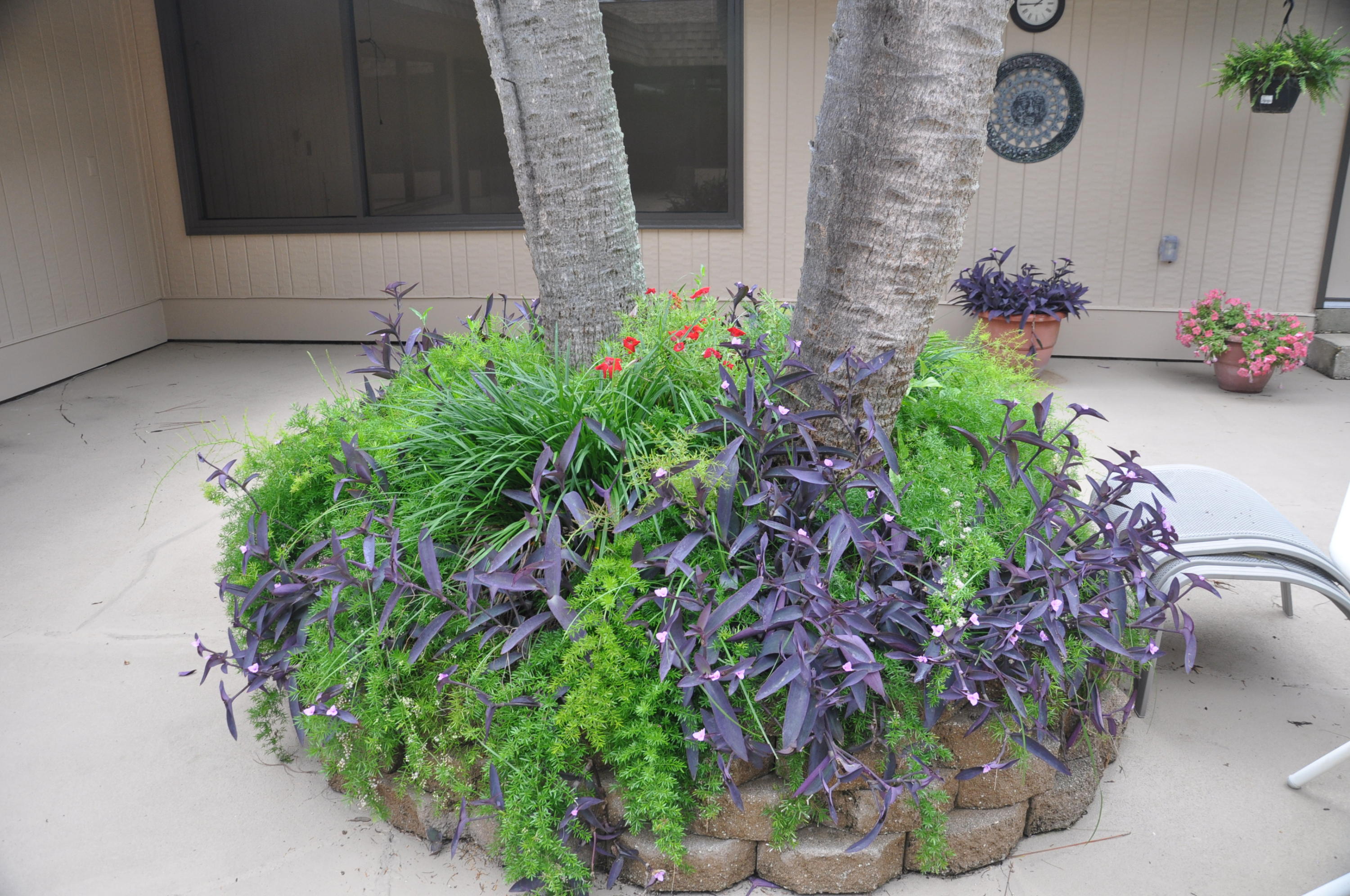 LAKE LORRAINE EST LOT 24 BLK C - Residential