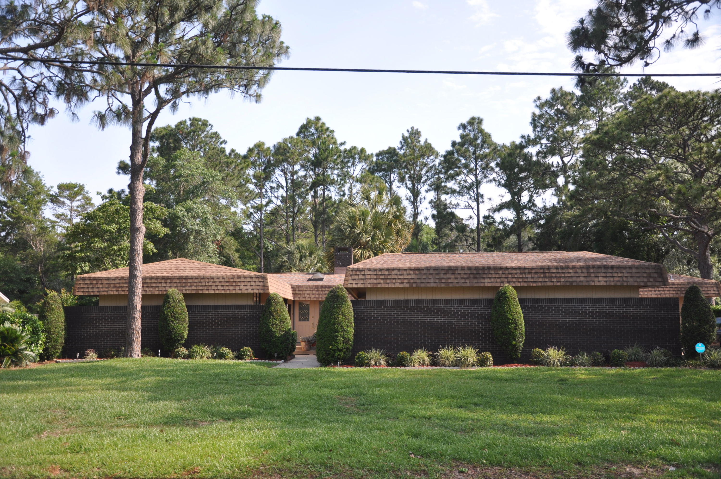 LAKE LORRAINE EST LOT 24 BLK C - Residential