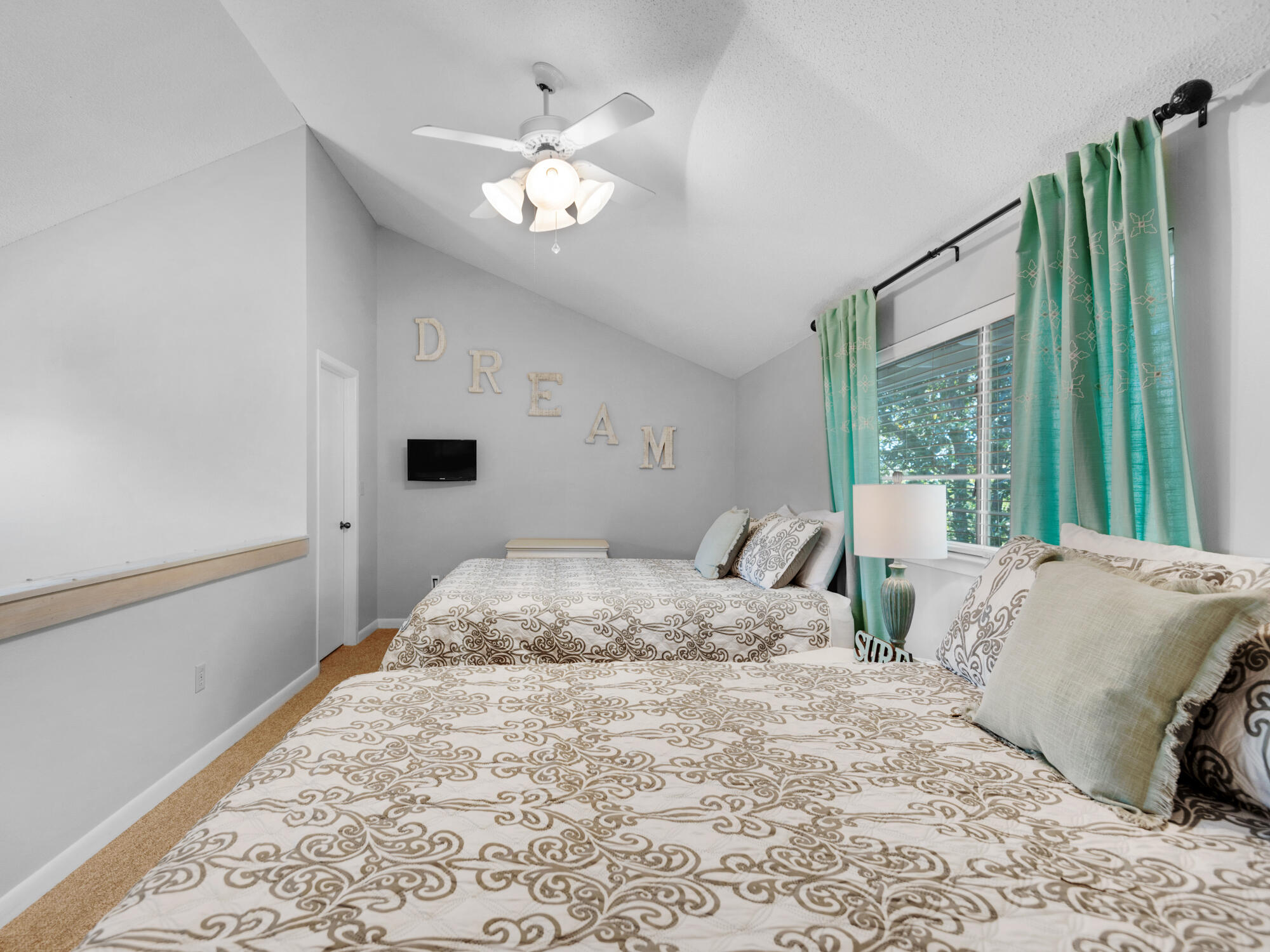 HIDDEN DUNES BEACH COTTAGES 2 - Residential