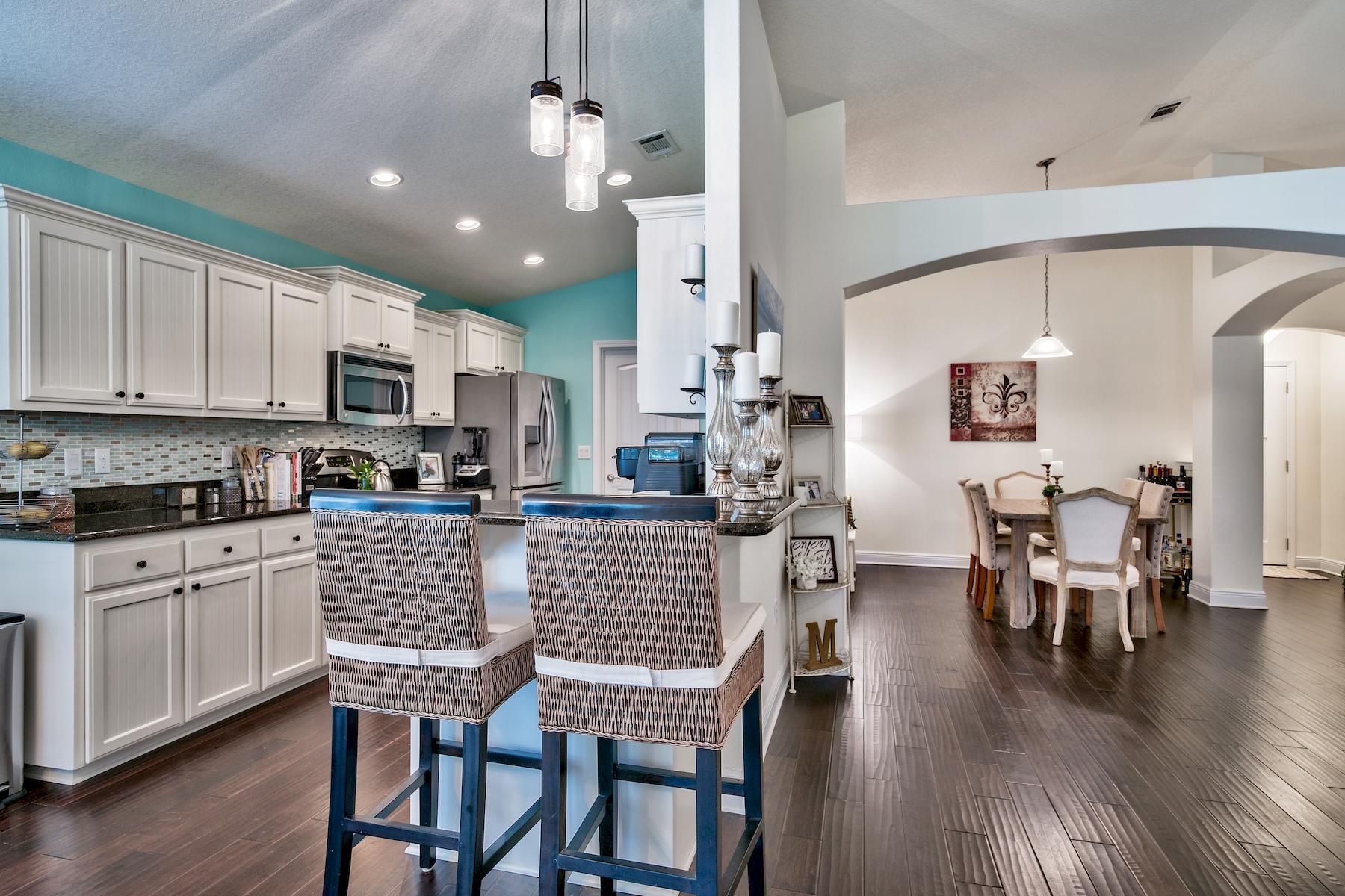 EAGLE BAY - Residential