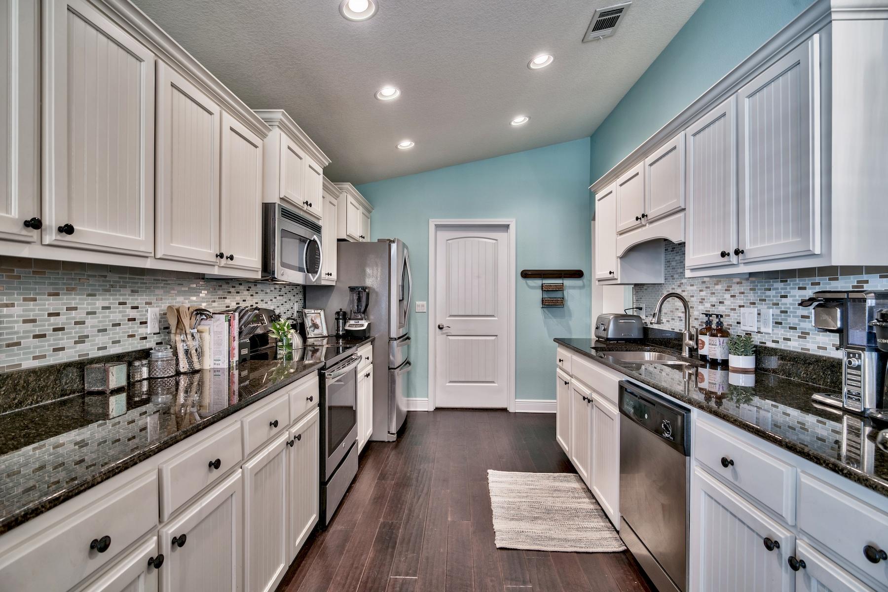 EAGLE BAY - Residential