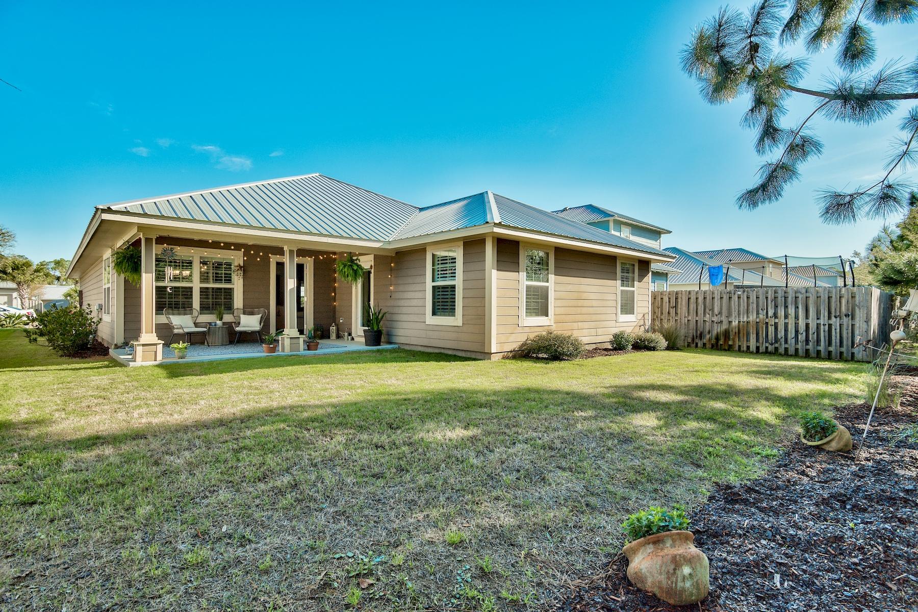 EAGLE BAY - Residential