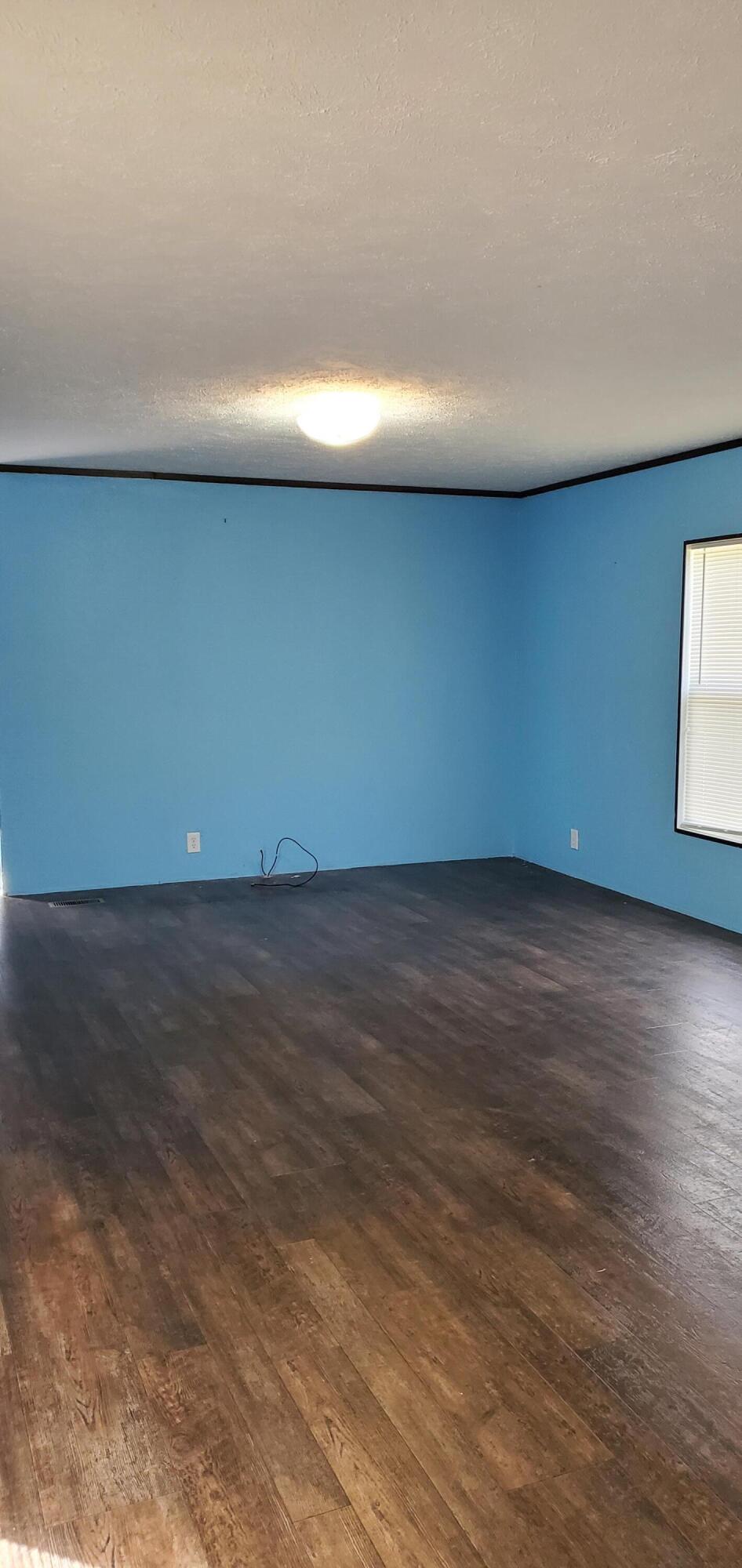 CRESTVIEW - Residential