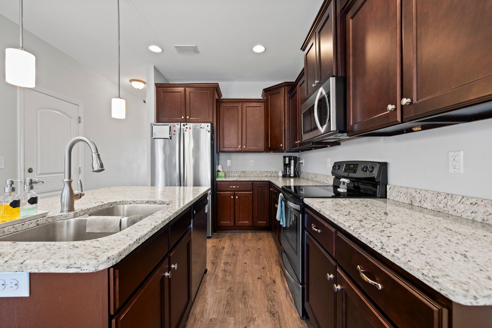 CARONDOLET T/H - Residential