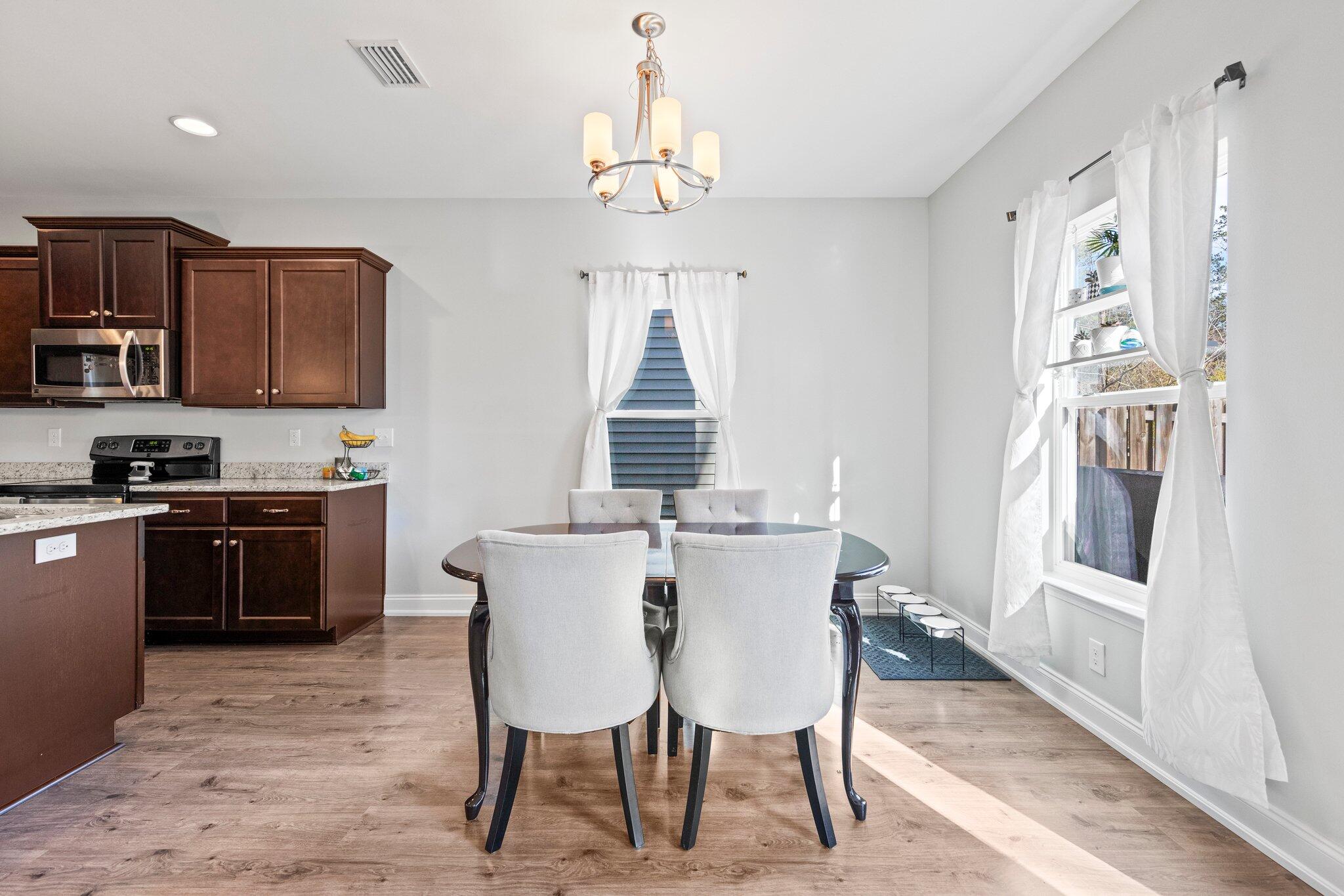 CARONDOLET T/H - Residential