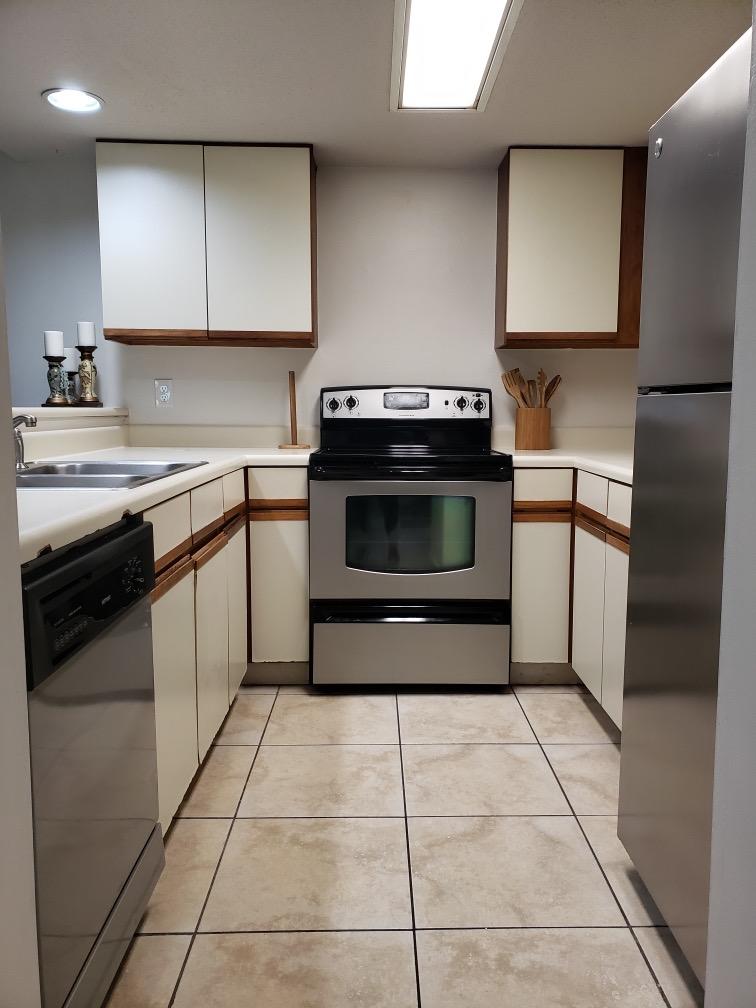 800 INDIAN TRAIL CONDO - Residential