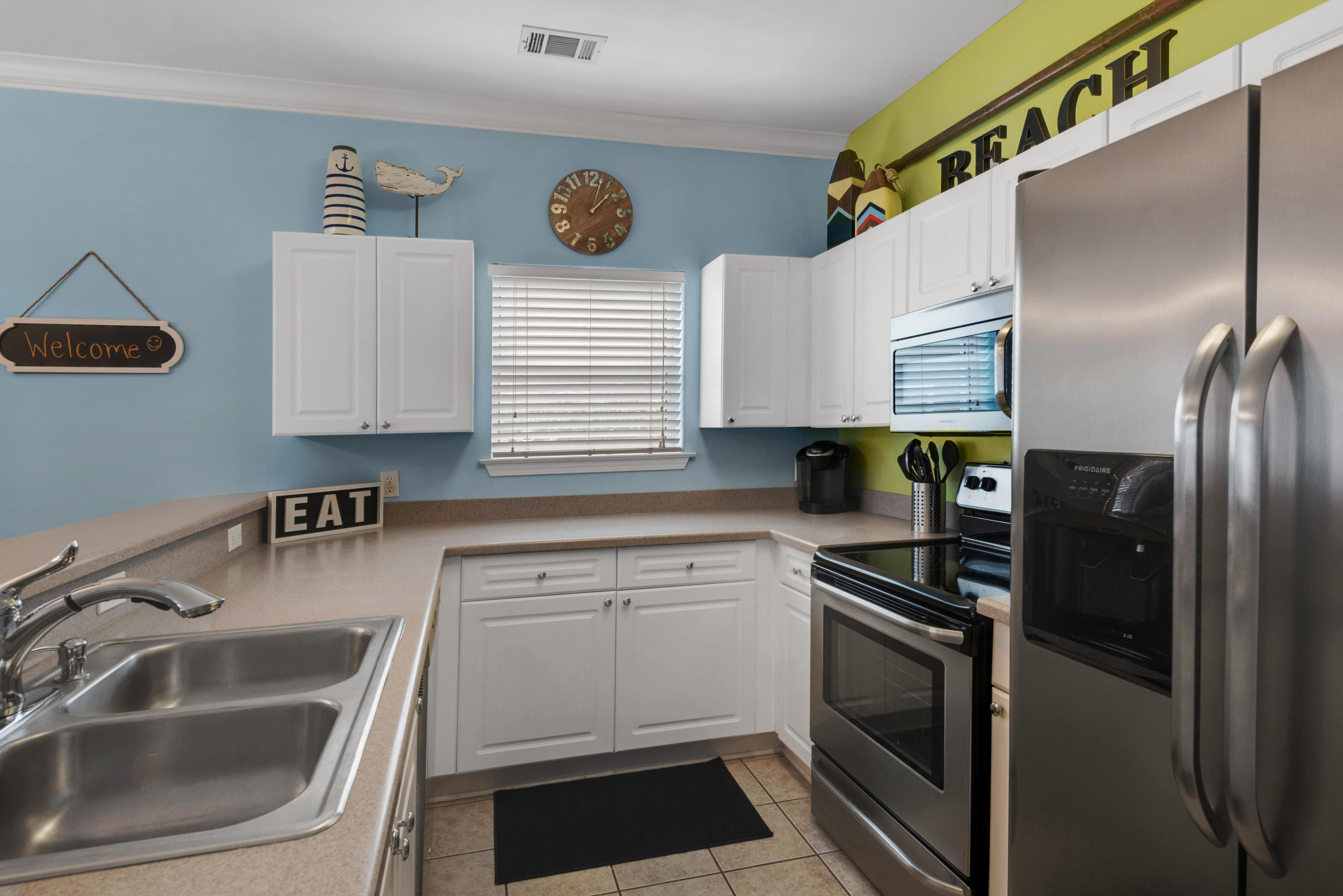 CRYSTAL BEACH - Residential