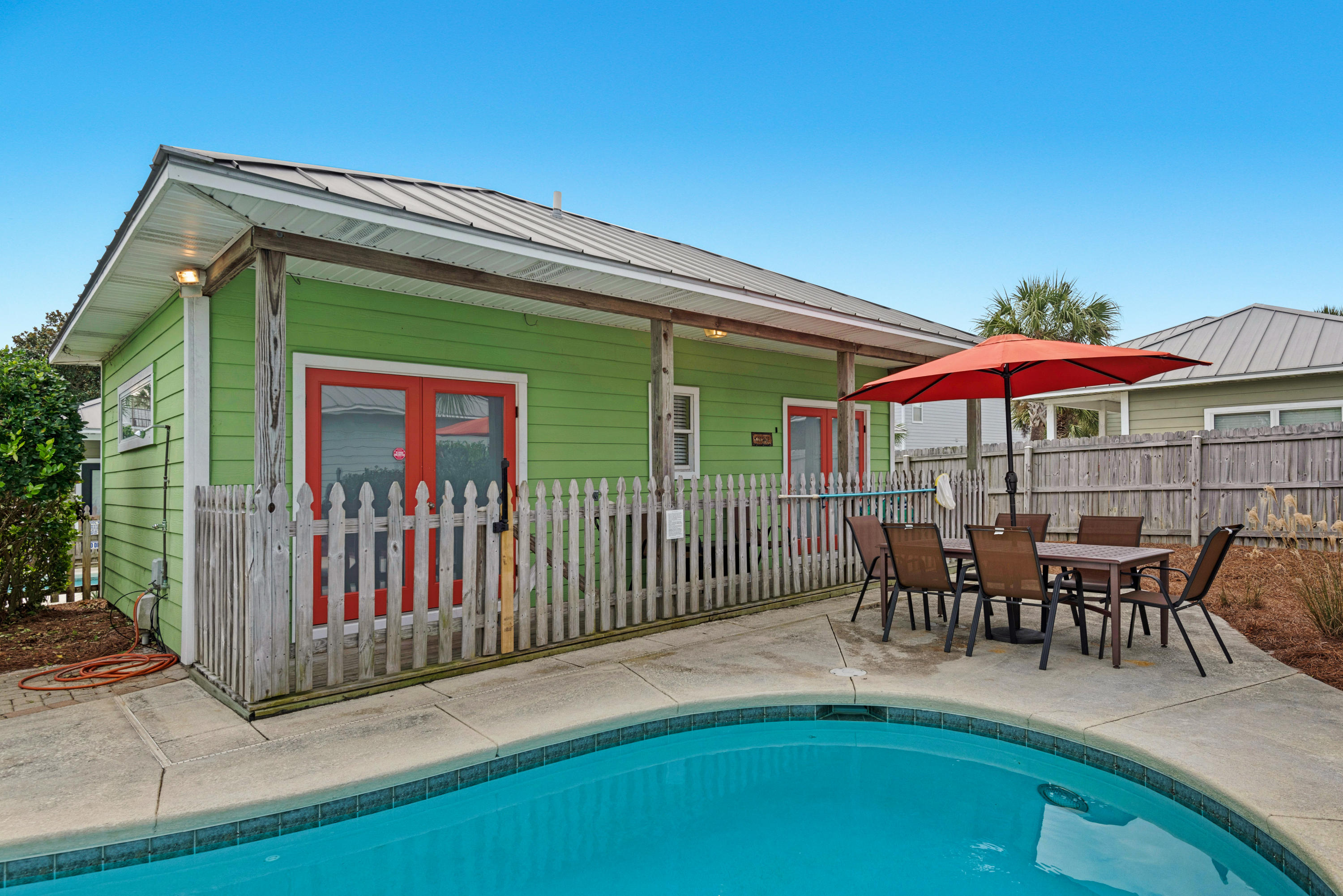 CRYSTAL BEACH - Residential