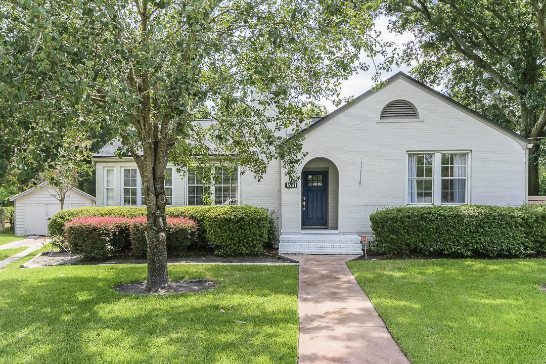 Brookwood  Terrace - Residential