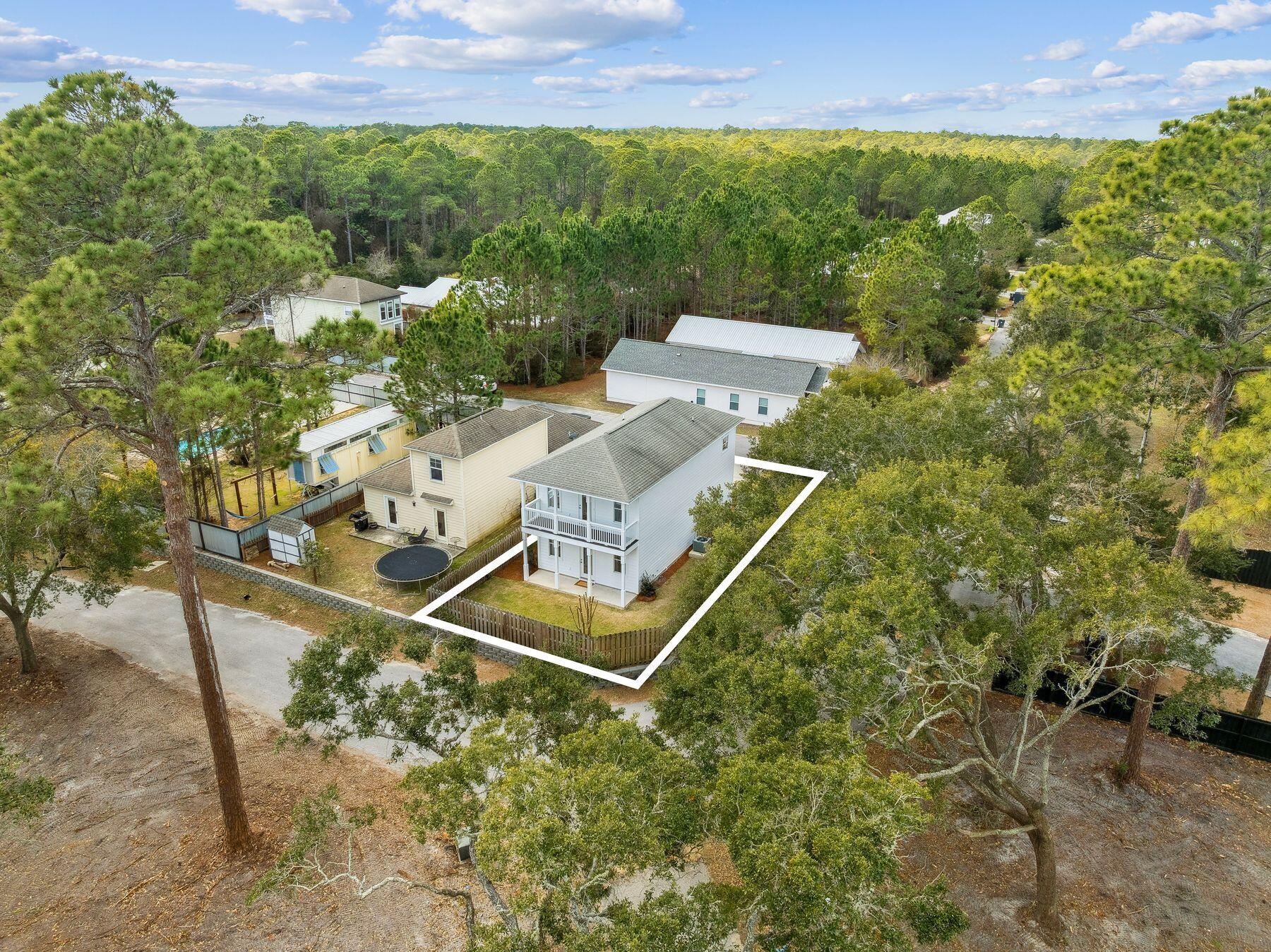 PINE TRACE - Residential