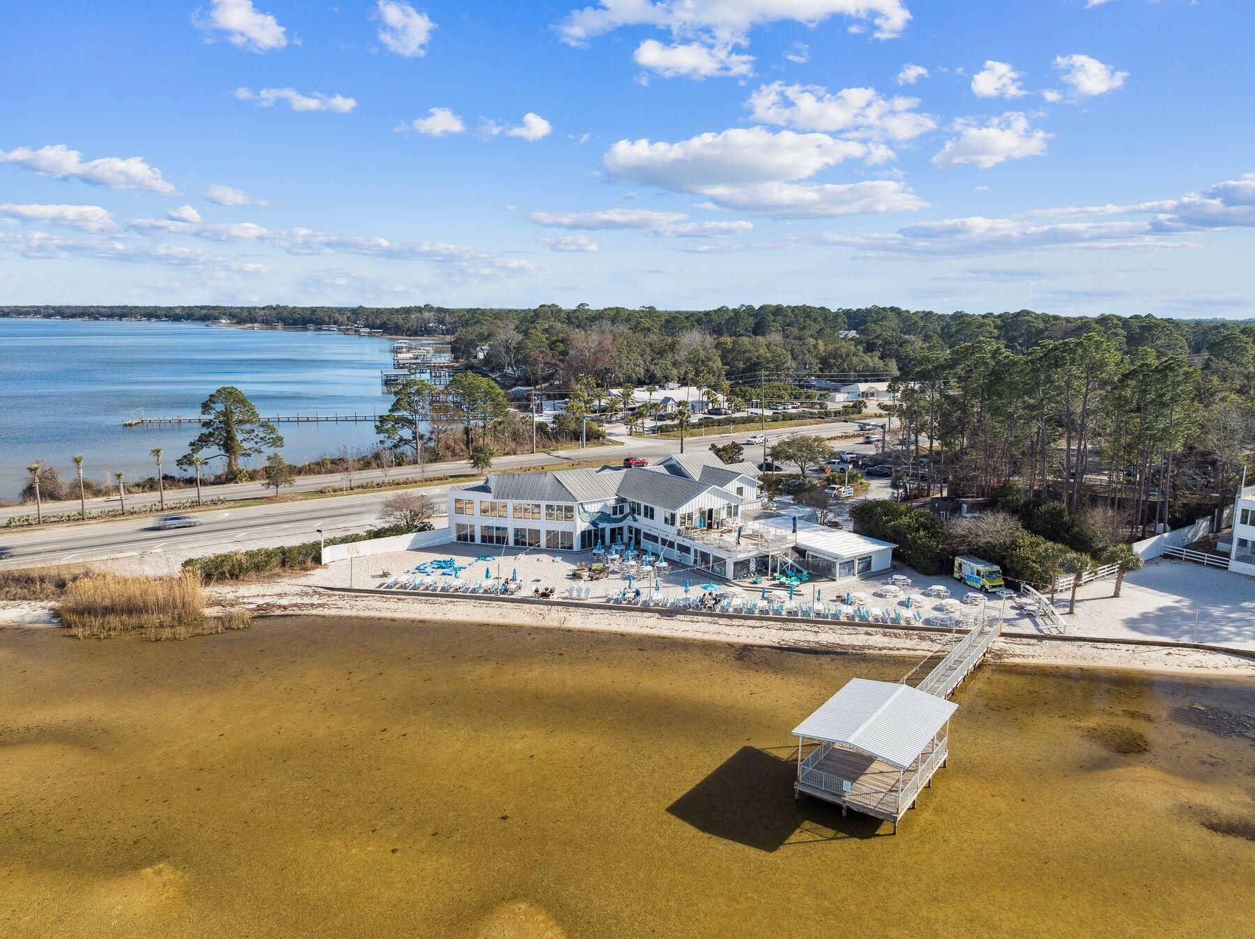 PINE TRACE - Residential