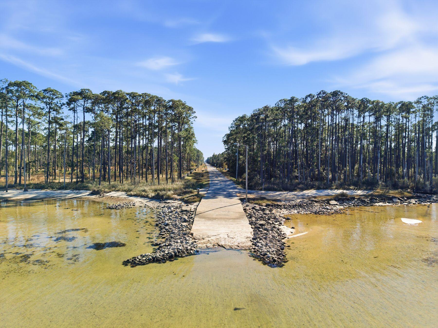 PINE TRACE - Residential