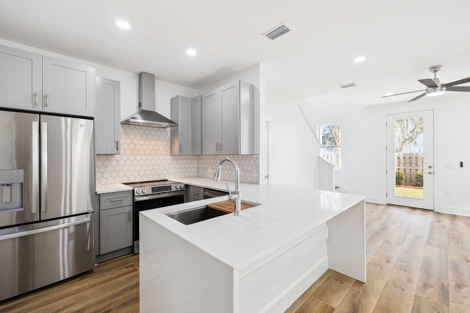 PINE TRACE - Residential